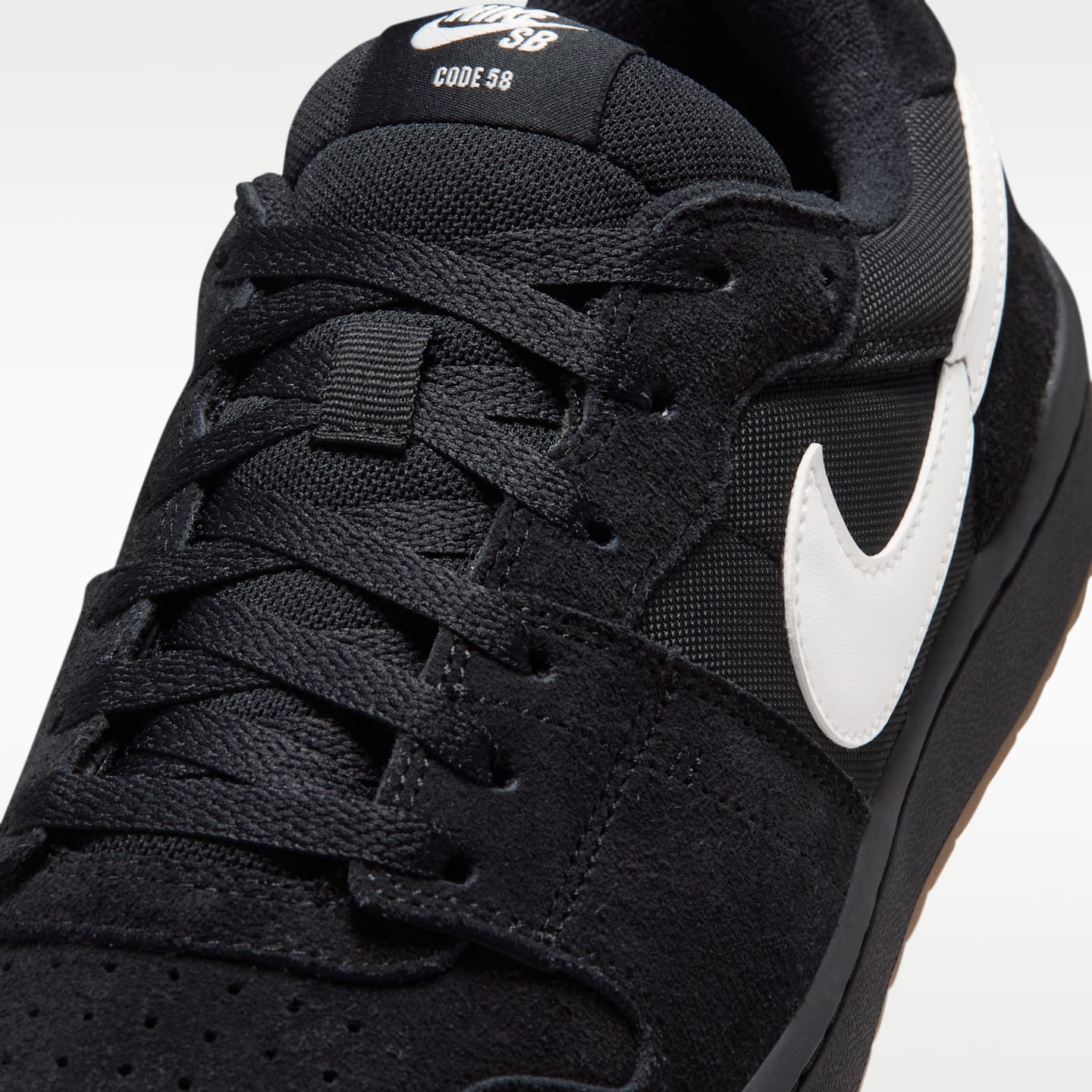 Женские кроссовки Nike SB Code 58 Skate, цвет: Чёрный / Карамельный коричневый — фото 7