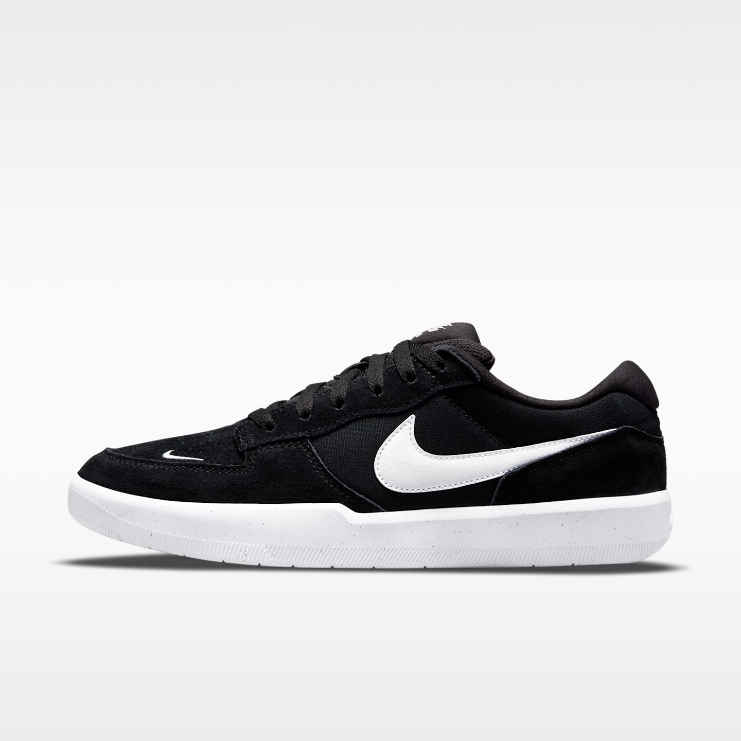 Женские кроссовки Nike SB Force 58 Skate, цвет: Чёрный / Белый — фото 1