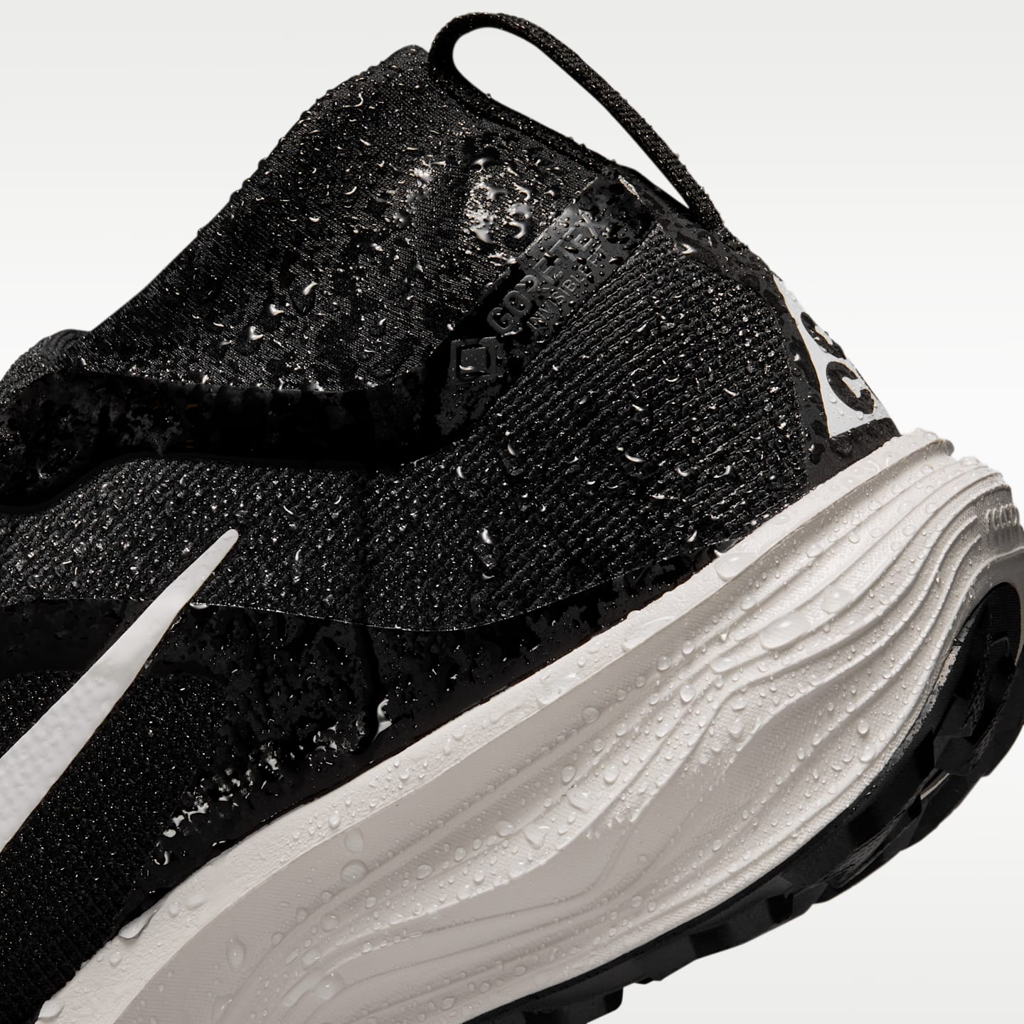 Женские кроссовки Nike ACG Pegasus Trail GORE-TEX Waterproof Trail Running, цвет: Чёрный / Коричневый — фото 9