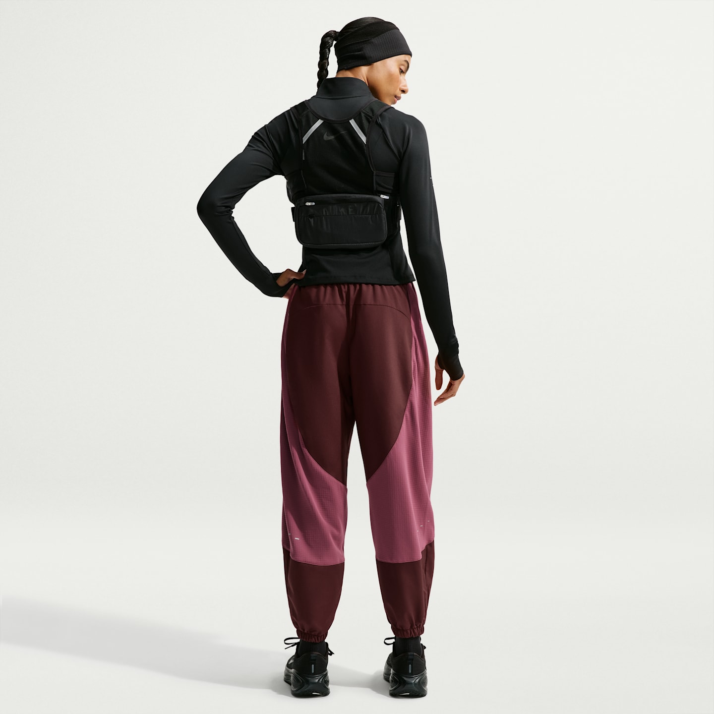 Женские брюки Nike Swift Therma-FIT Running, цвет: Розовый дымчатый — фото 5
