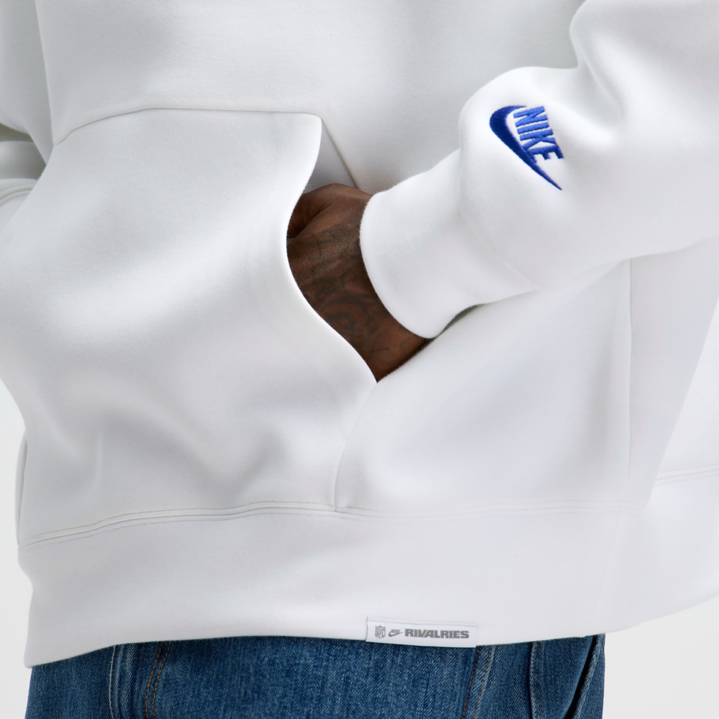 Мужское худи Nike Buffalo Bills Rivalries Collection Oversized Tech Fleece NFL, цвет: Белый — фото 7