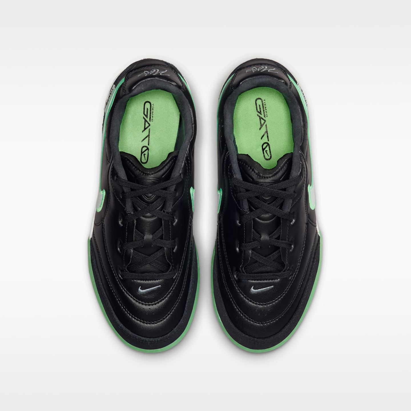 Детские кроссовки Nike Jr. Tiempo Streetgato Indoor/Court Low-Top Soccer, цвет: Чёрный / Зелёный — фото 4