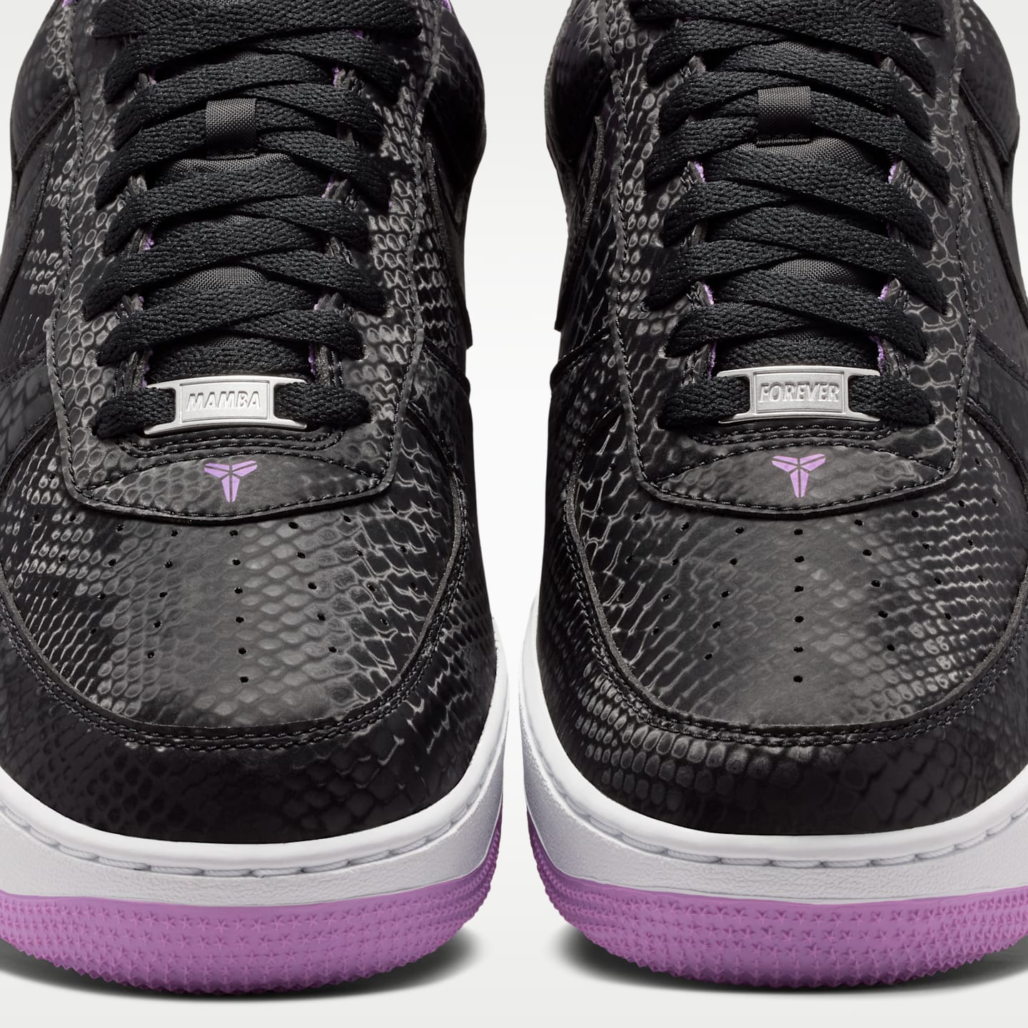 Детские кроссовки Nike Air Force 1 Low Big Kids' Shoes, цвет: Чёрный / Белый — фото 9