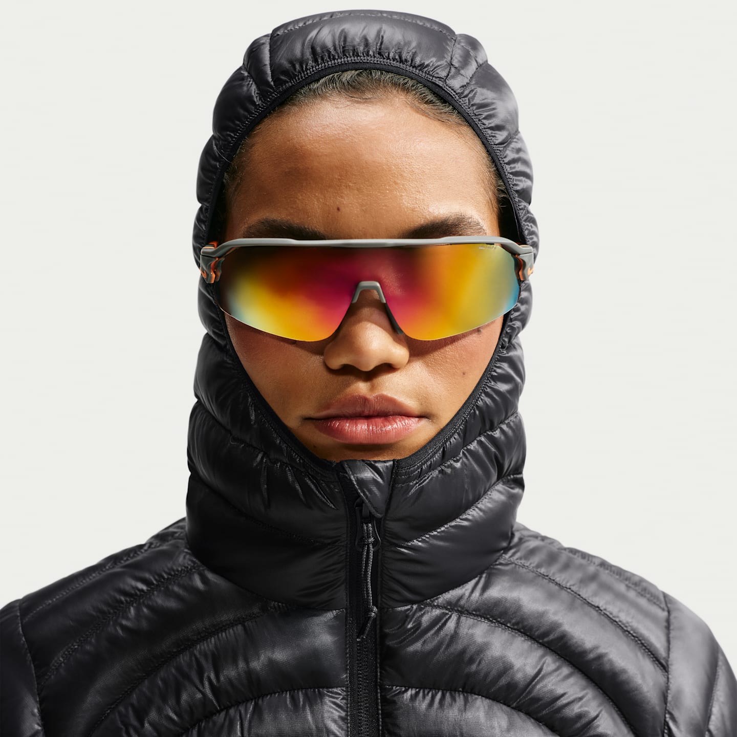 Женский сверхлёгкий пуховик Nike ACG Lava Flow Therma-FIT ADV, цвет: Чёрный / Снежный белый — фото 6