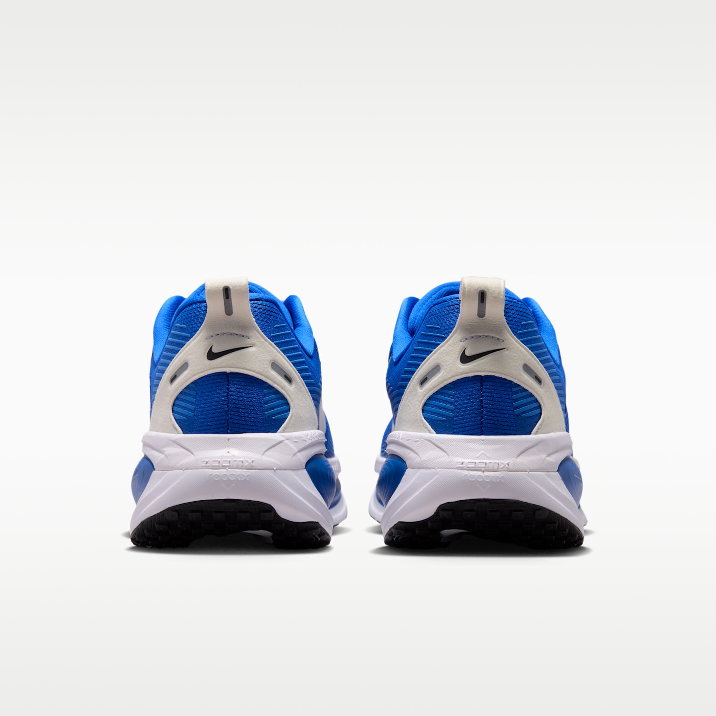 Мужские кроссовки Nike College Vomero 18 (Kentucky) Road Running, цвет: Королевский синий / Чёрный — фото 6