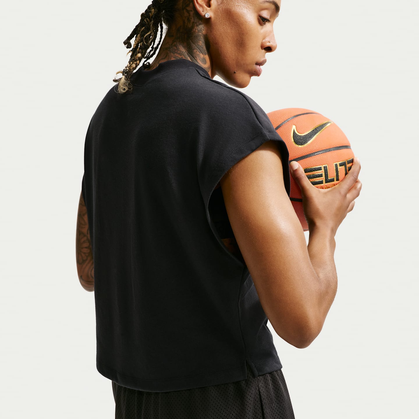 Женская баскетбольная майка Nike A'ja Wilson, цвет: Чёрный / Белый — фото 2