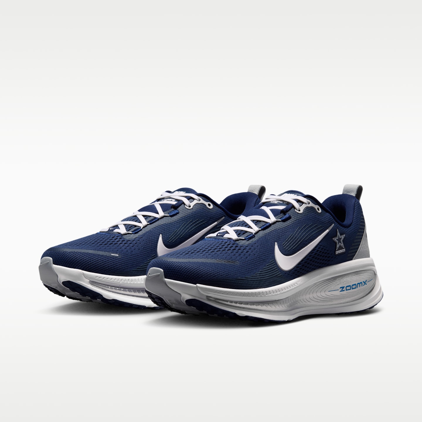 Мужские кроссовки Nike Vomero 18 (Dallas Cowboys) NFL Road Running, цвет: Тёмно-синий / Волчий серый — фото 5
