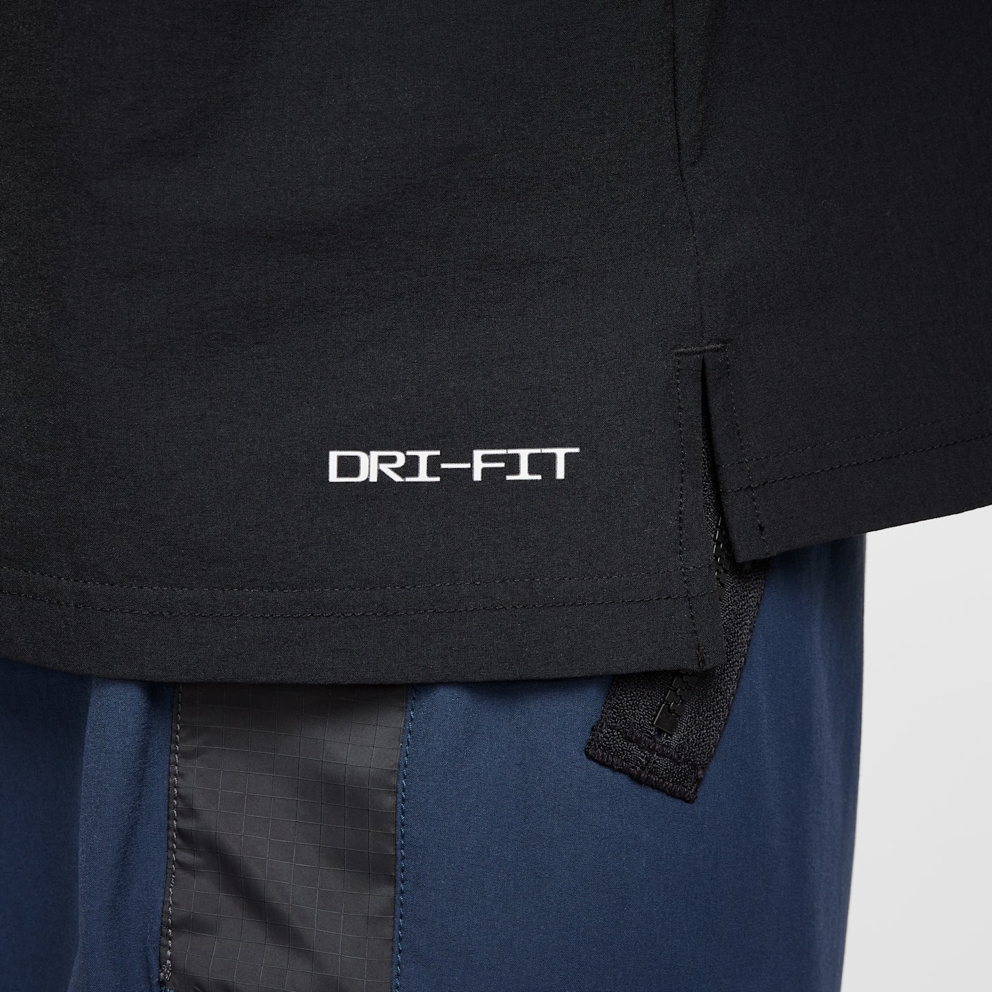 Мужской пуловер Nike Player Dri-FIT с круглым вырезом, цвет: Чёрный / Белый — фото 7