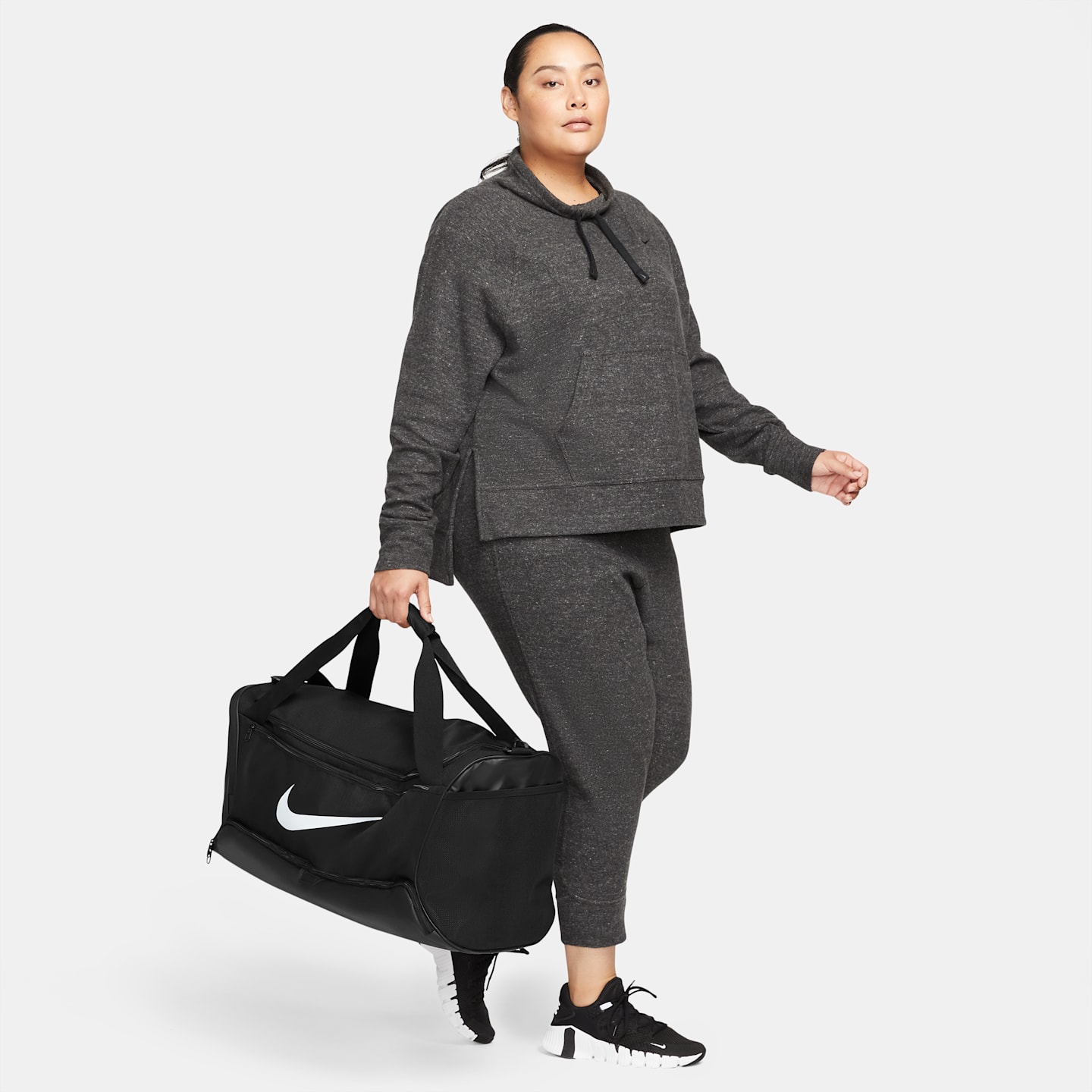 Мужская сумка Nike Brasilia 9.5 Training Duffel (Medium, 60L), цвет: Чёрный / Белый — фото 12