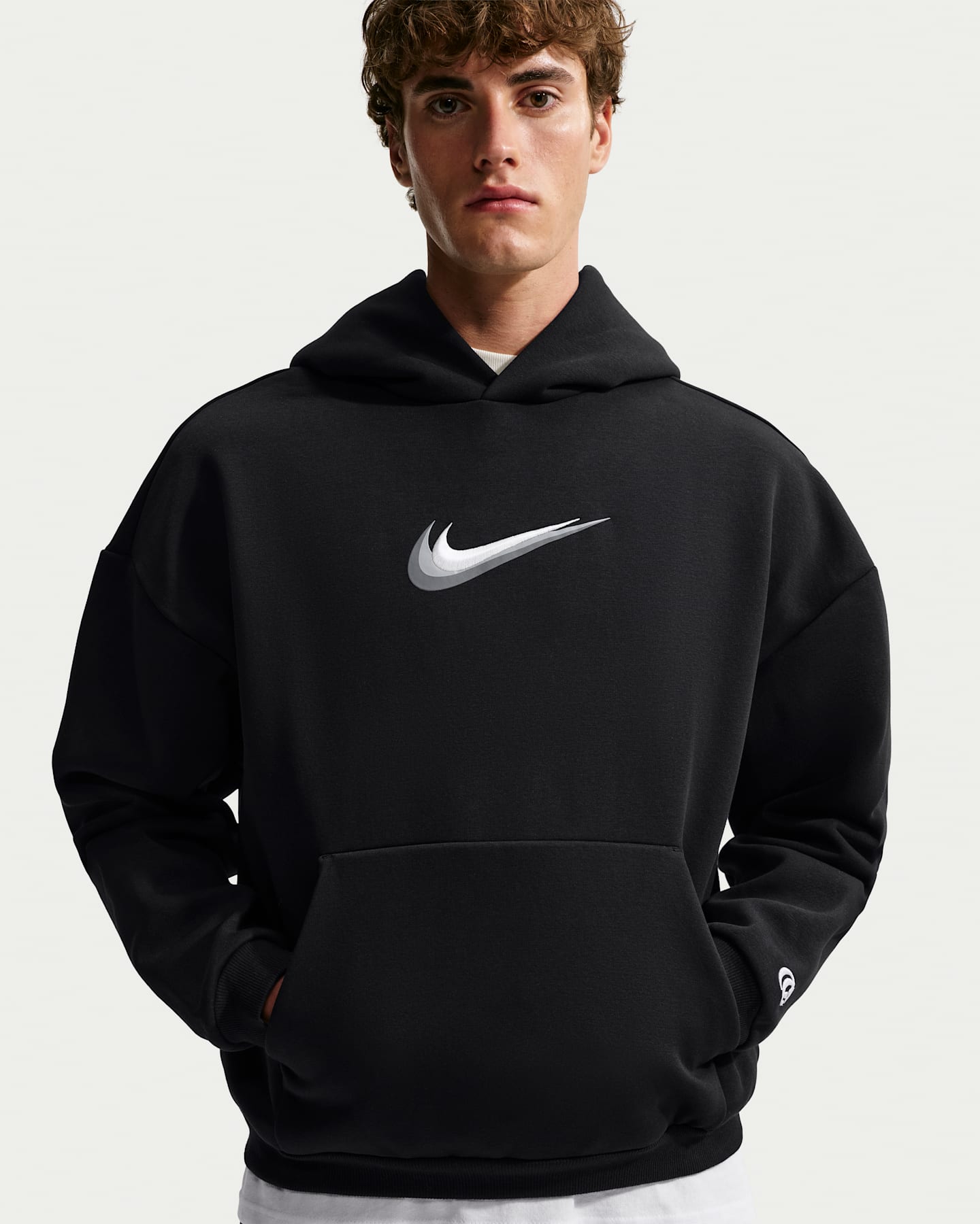 Мужское худи Nike Caitlin Clark Therma-FIT Brushed Pullover Basketball, цвет: Чёрный / Бледная слоновая кость — фото 6
