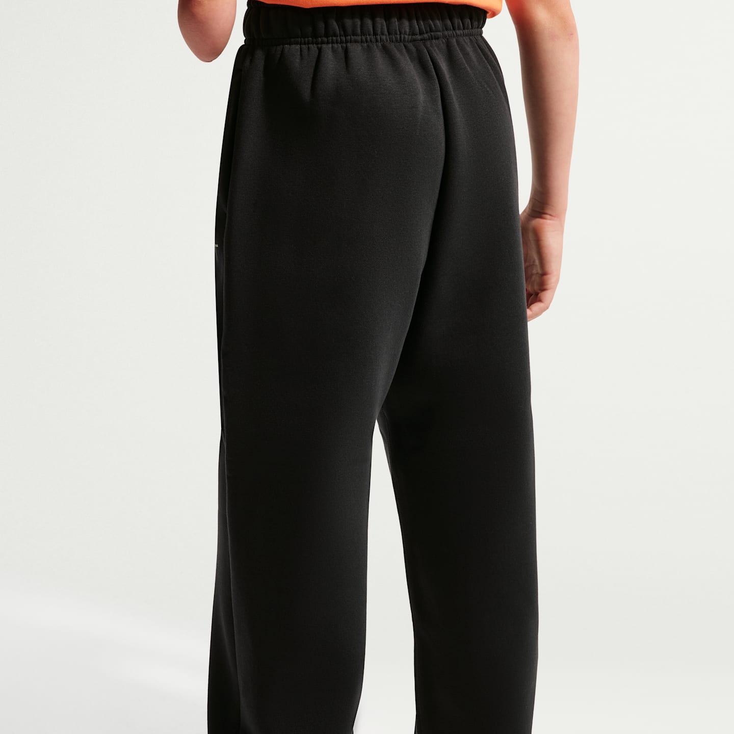 Детские баскетбольные брюки Nike Standard Issue из флиса с начёсом, цвет: Чёрный / Бледная слоновая кость — фото 3