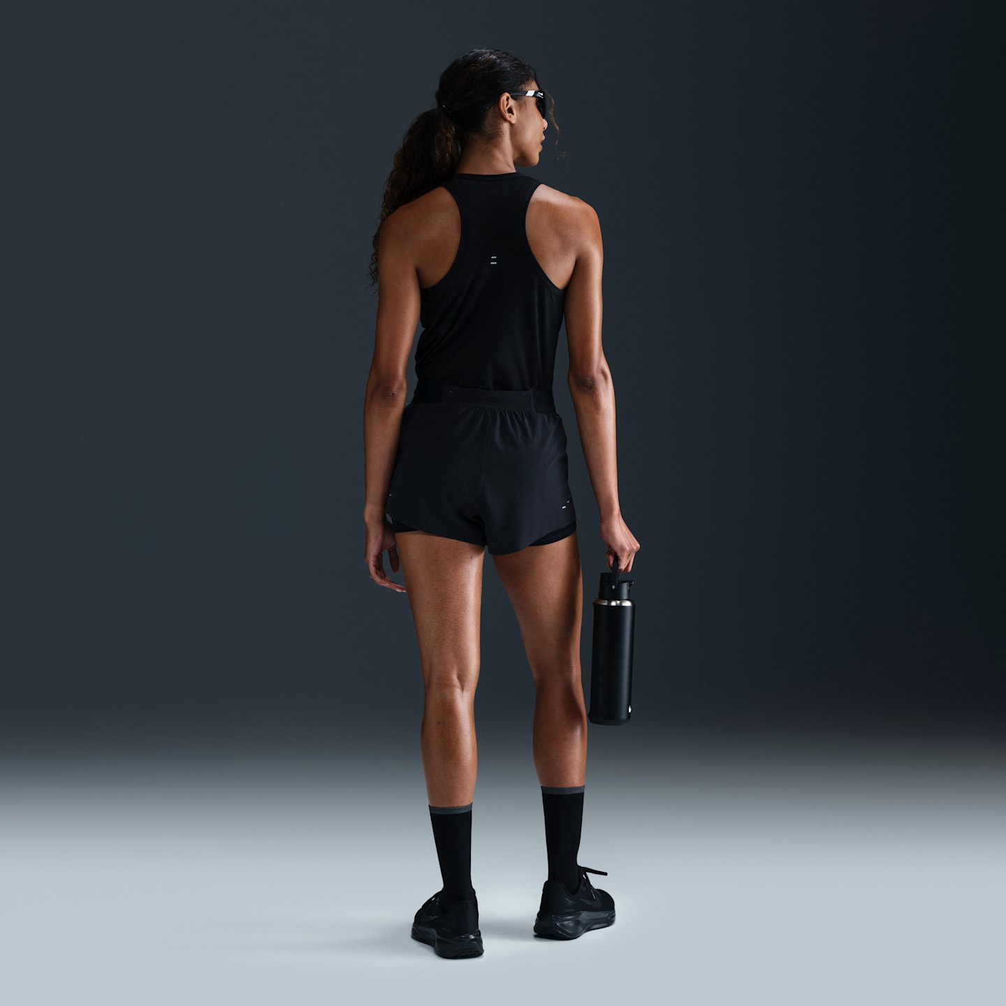 Женский топ Nike Tempo Dri-FIT Running, цвет: Чёрный — фото 5