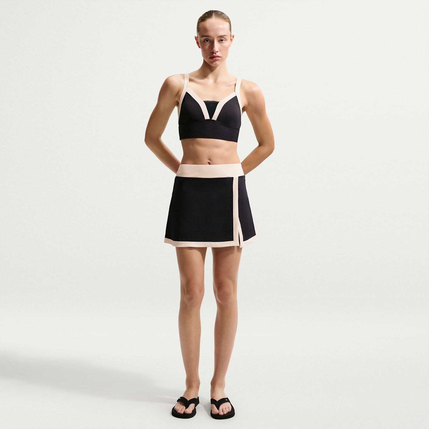 Женская плавательная юбка Nike Swim, цвет: Чёрный — фото 1