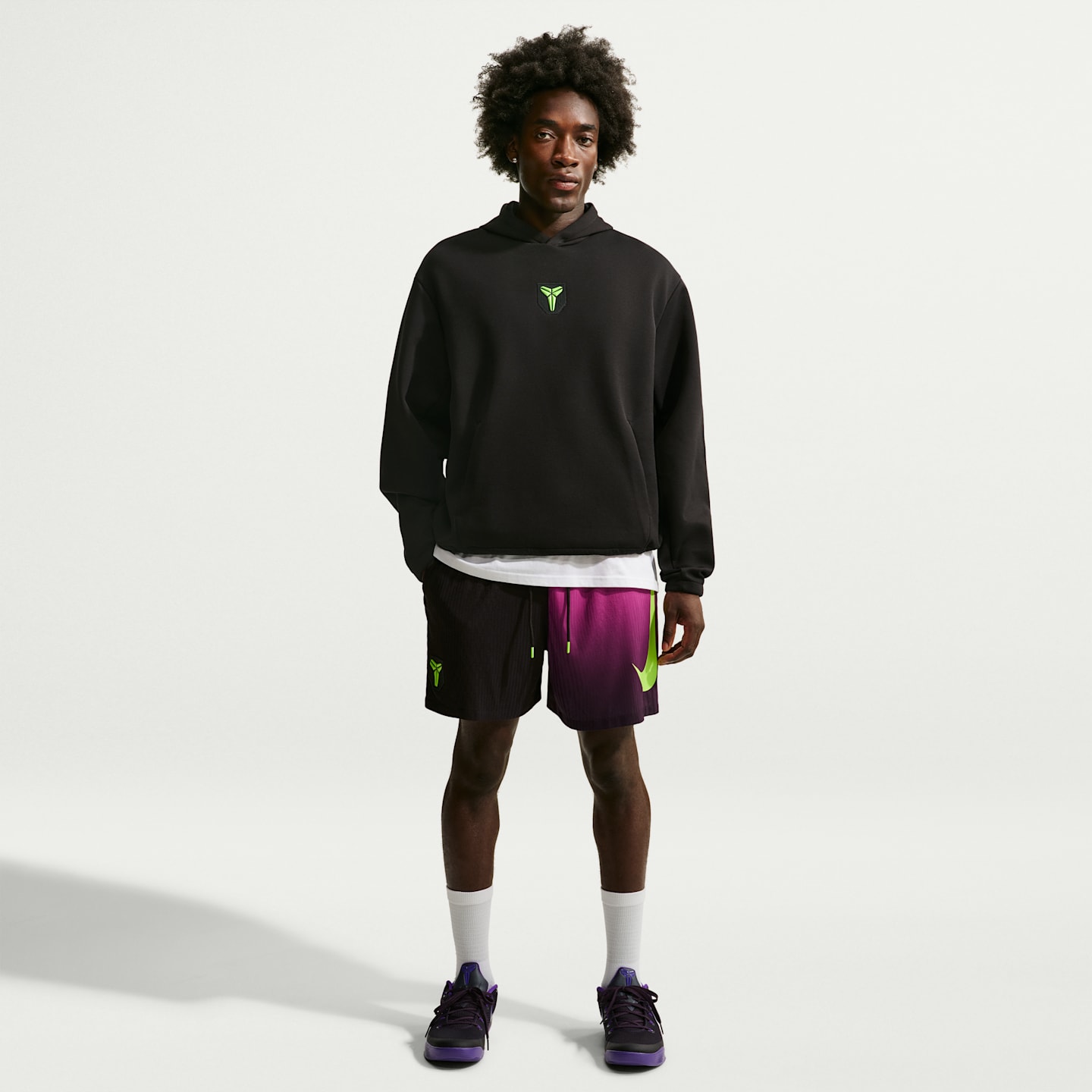 Мужские футбольные шорты Nike Kobe Mambacurial Aero-FIT, цвет: Чёрный / Зелёный