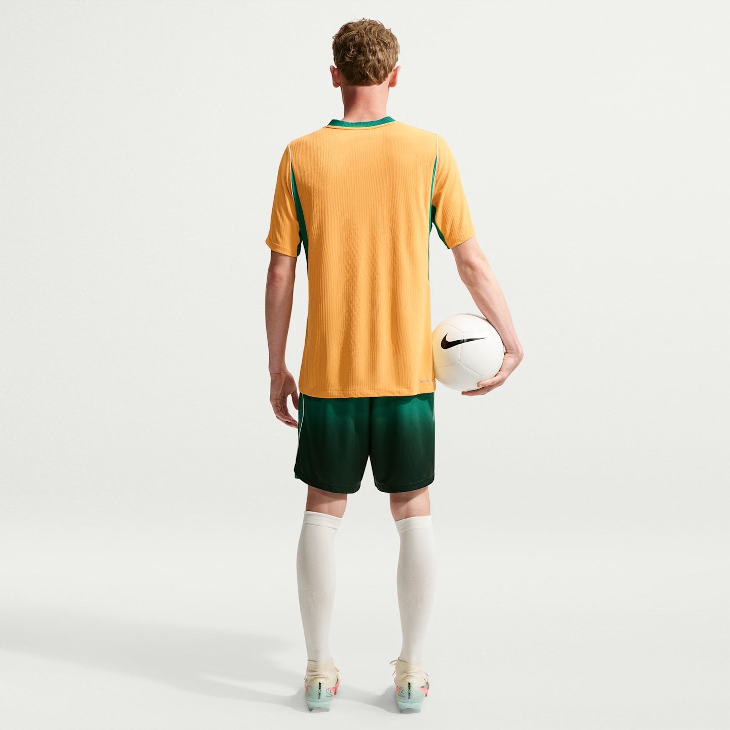 Мужские футбольные шорты Nike Australia 2026 Stadium Home Dri-FIT Replica, цвет: Зелёный / Молочный — фото 5
