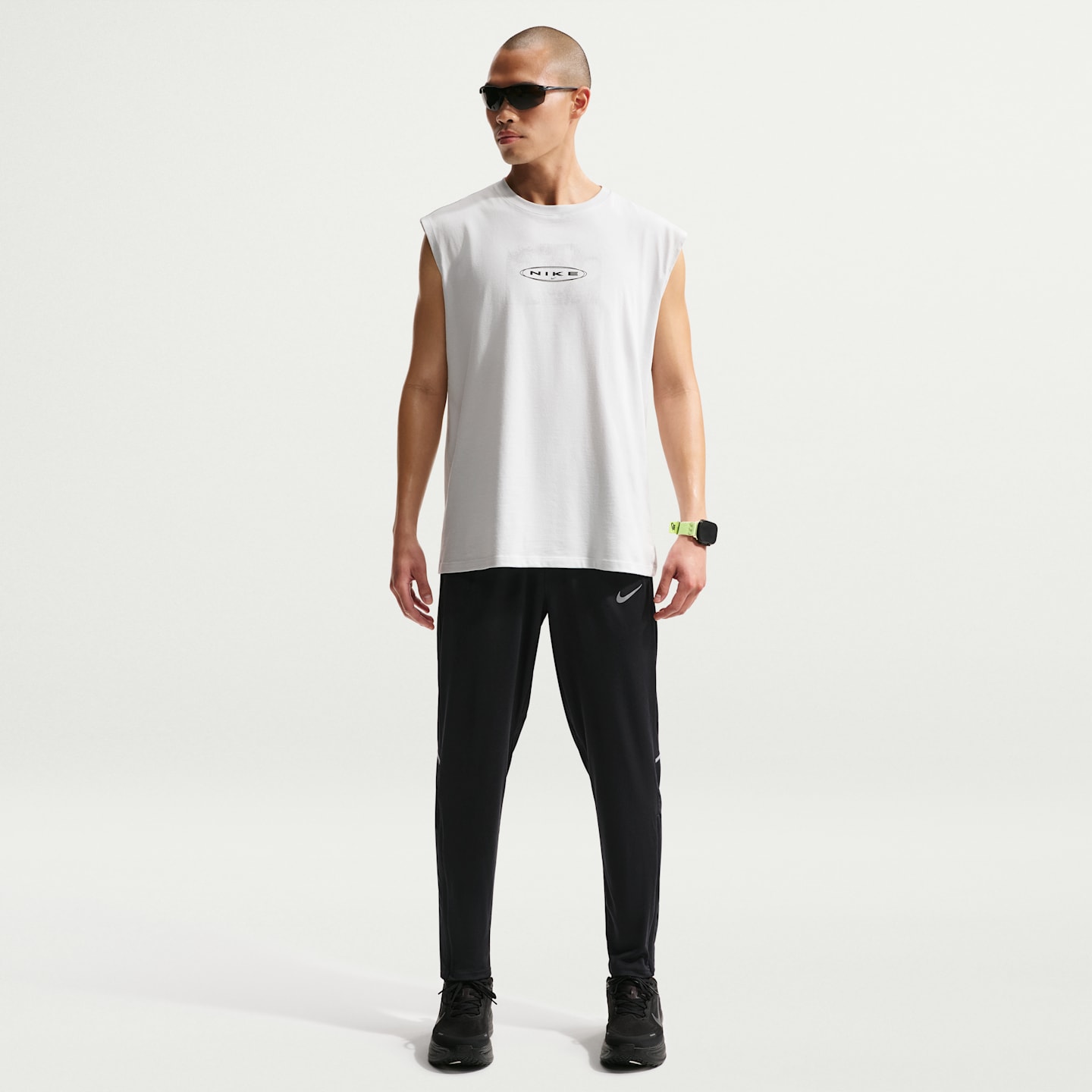 Мужские трикотажные беговые брюки Nike Miler Dri-FIT, цвет: Чёрный — фото 1