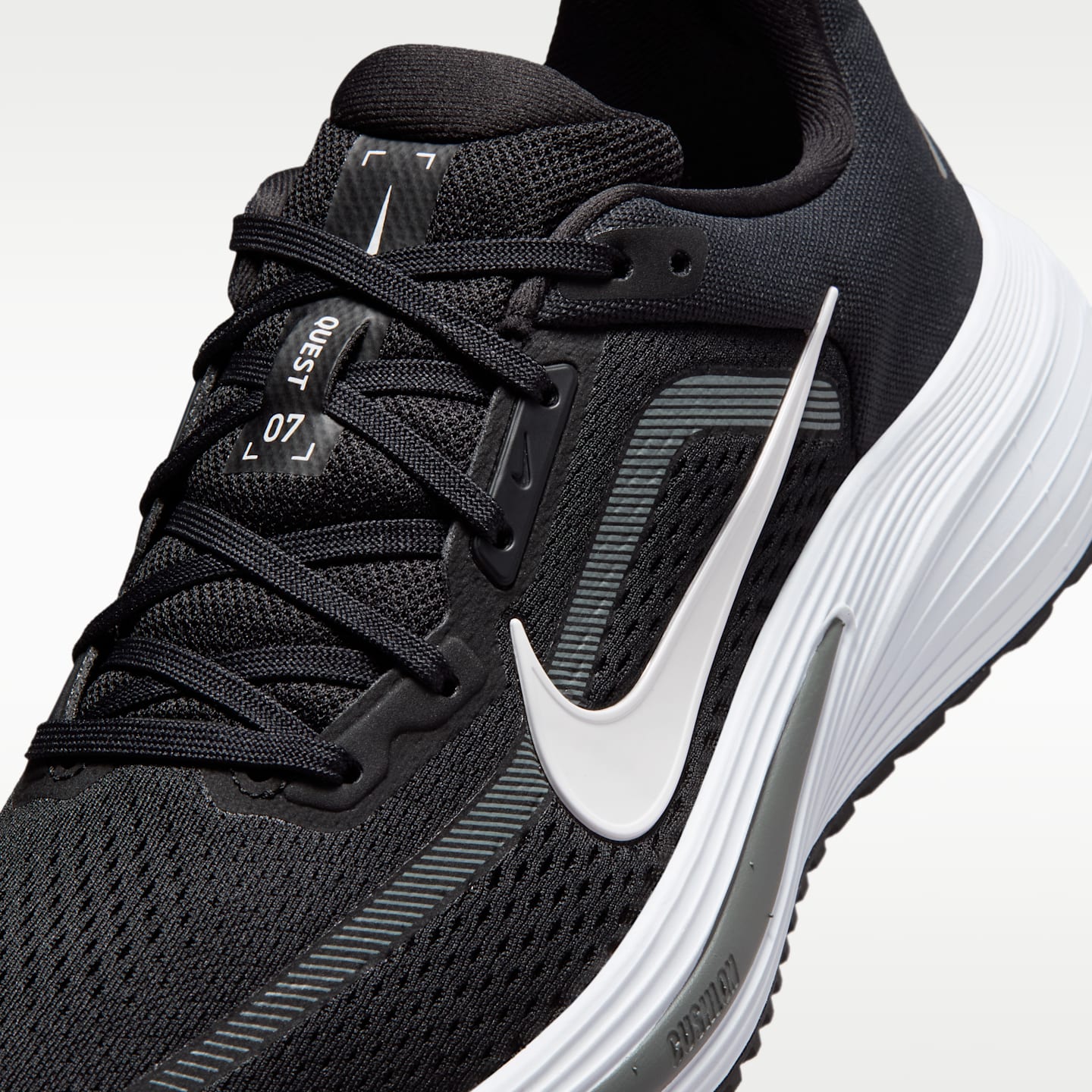 Женские кроссовки Nike Quest 7 Road Running, цвет: Чёрный / Антрацитовый — фото 7