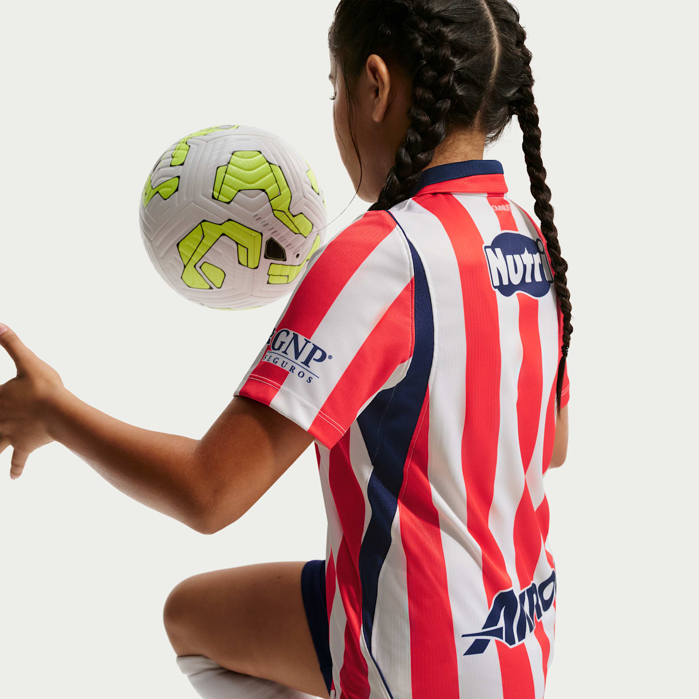 Детский топ Nike C.D. Guadalajara 2026/27 Stadium Home Dri-FIT Soccer Replica Jersey, цвет: Белый / Красный — фото 3
