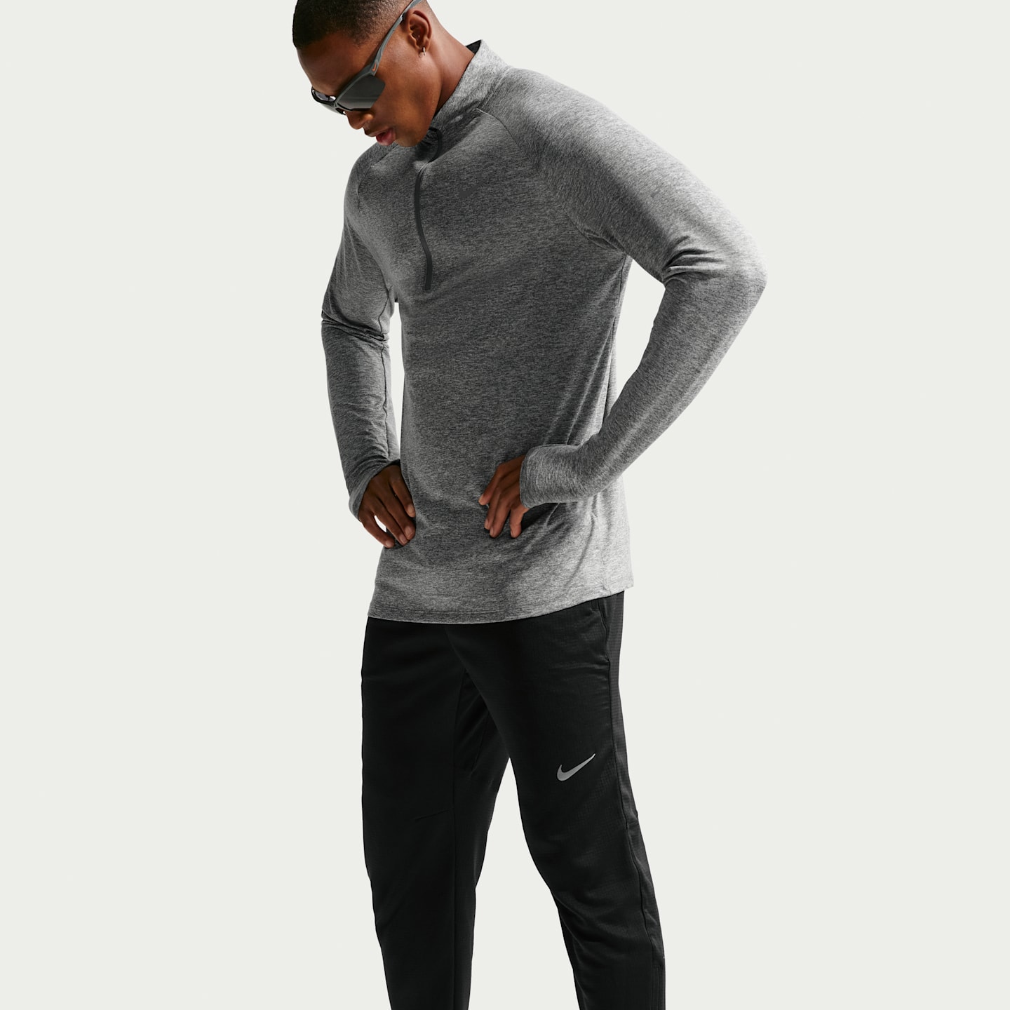 Мужские трикотажные беговые брюки Nike Stride Dri-FIT, цвет: Чёрный — фото 4