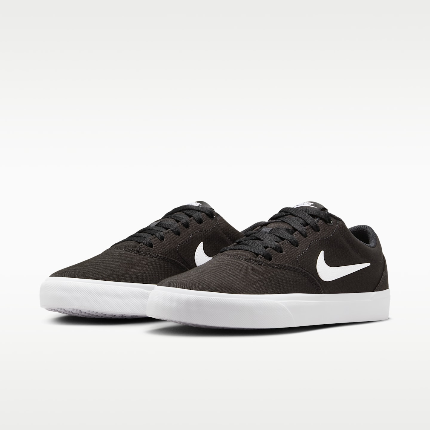 Женские кроссовки Nike Charge Canvas, цвет: Чёрный / Белый — фото 5