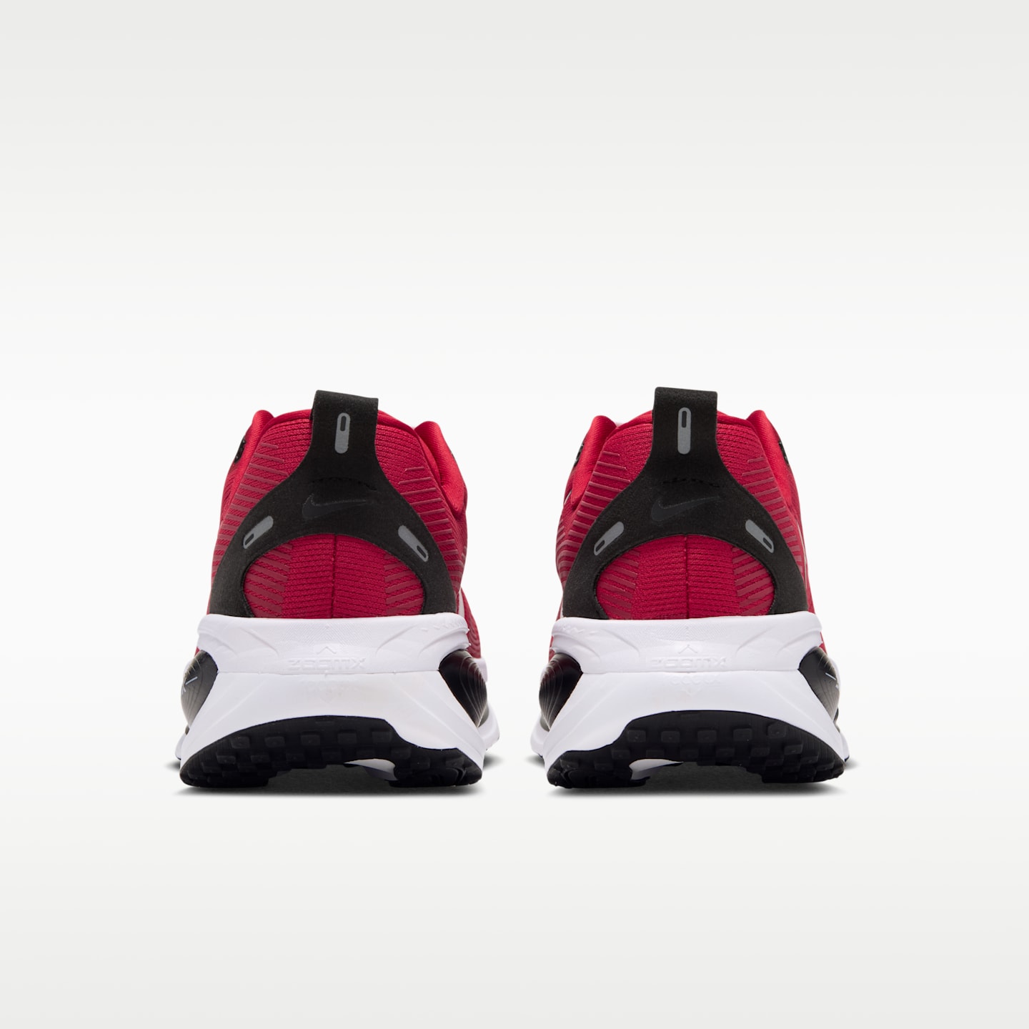 Мужские кроссовки Nike Vomero 18 (Atlanta Falcons) NFL Road Running, цвет: Красный / Чёрный — фото 6