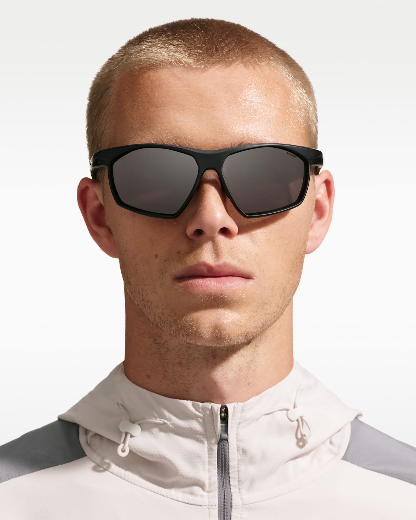 Солнцезащитные очки Nike Windtrack Heat, цвет: Чёрный / Серый — фото 9
