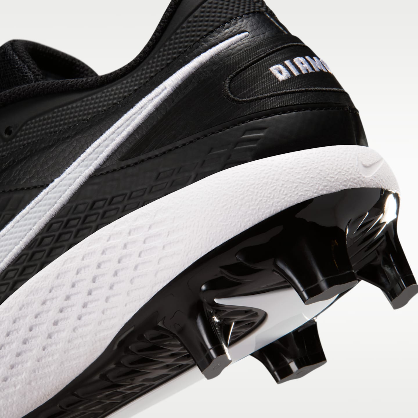 Женские кроссовки Nike Diamond Gamer MCS Baseball, цвет: Чёрный / Белый — фото 9