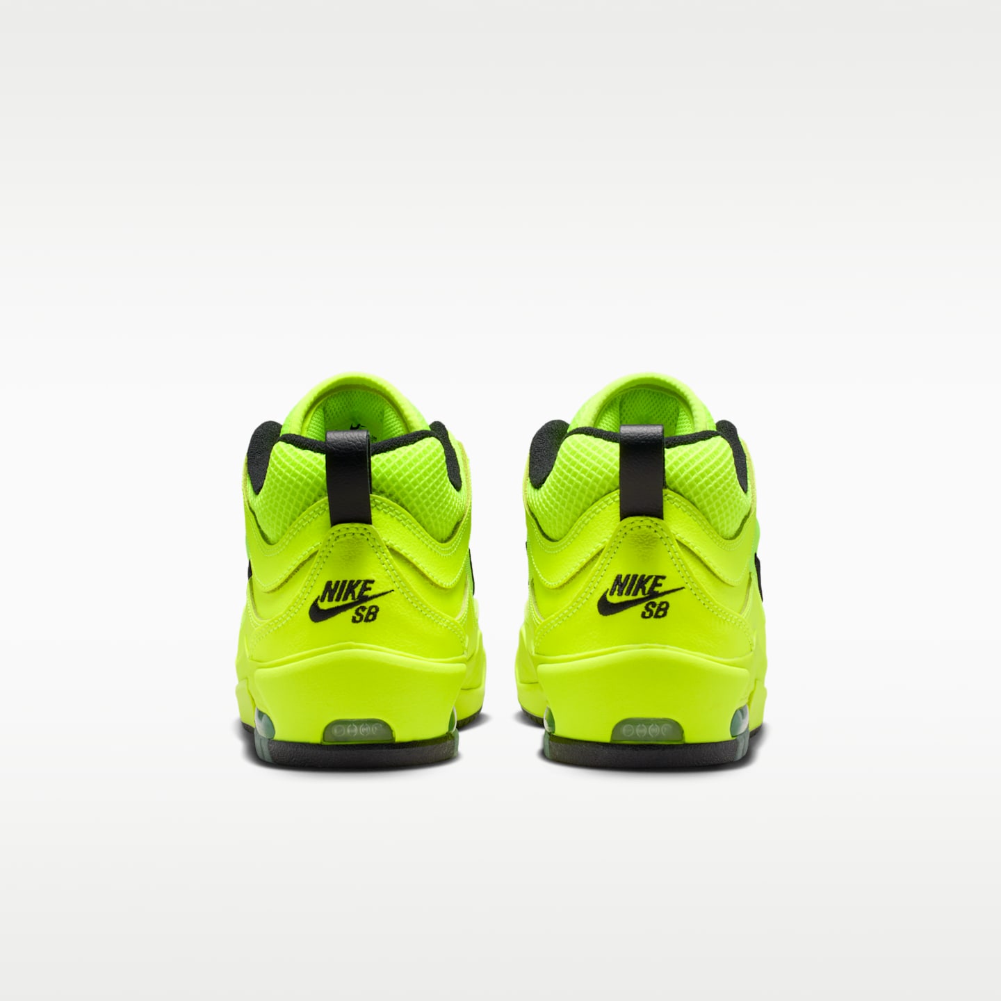 Женские кроссовки Nike Air Max Ishod Premium Skate, цвет: Кислотно-жёлтый / Чёрный — фото 6