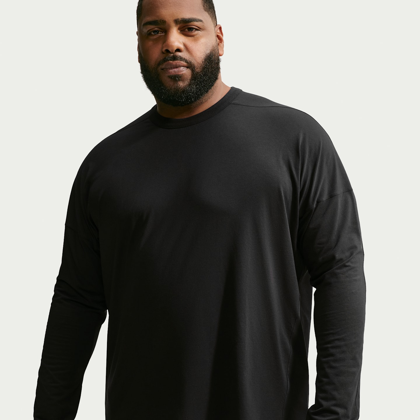 Мужской лонгслив Nike 24.7 ImpossiblySoft Light Dri-FIT, цвет: Чёрный / Серый — фото 7