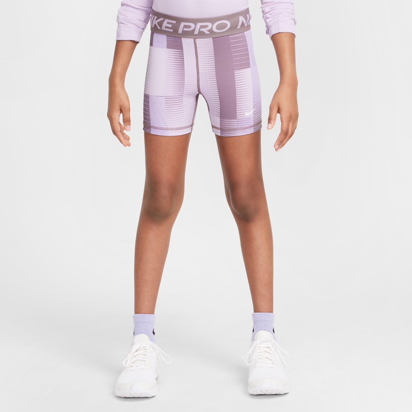 Детские шорты для девочек Nike Pro, цвет: Серо-коричневый серый / Белый — фото 1