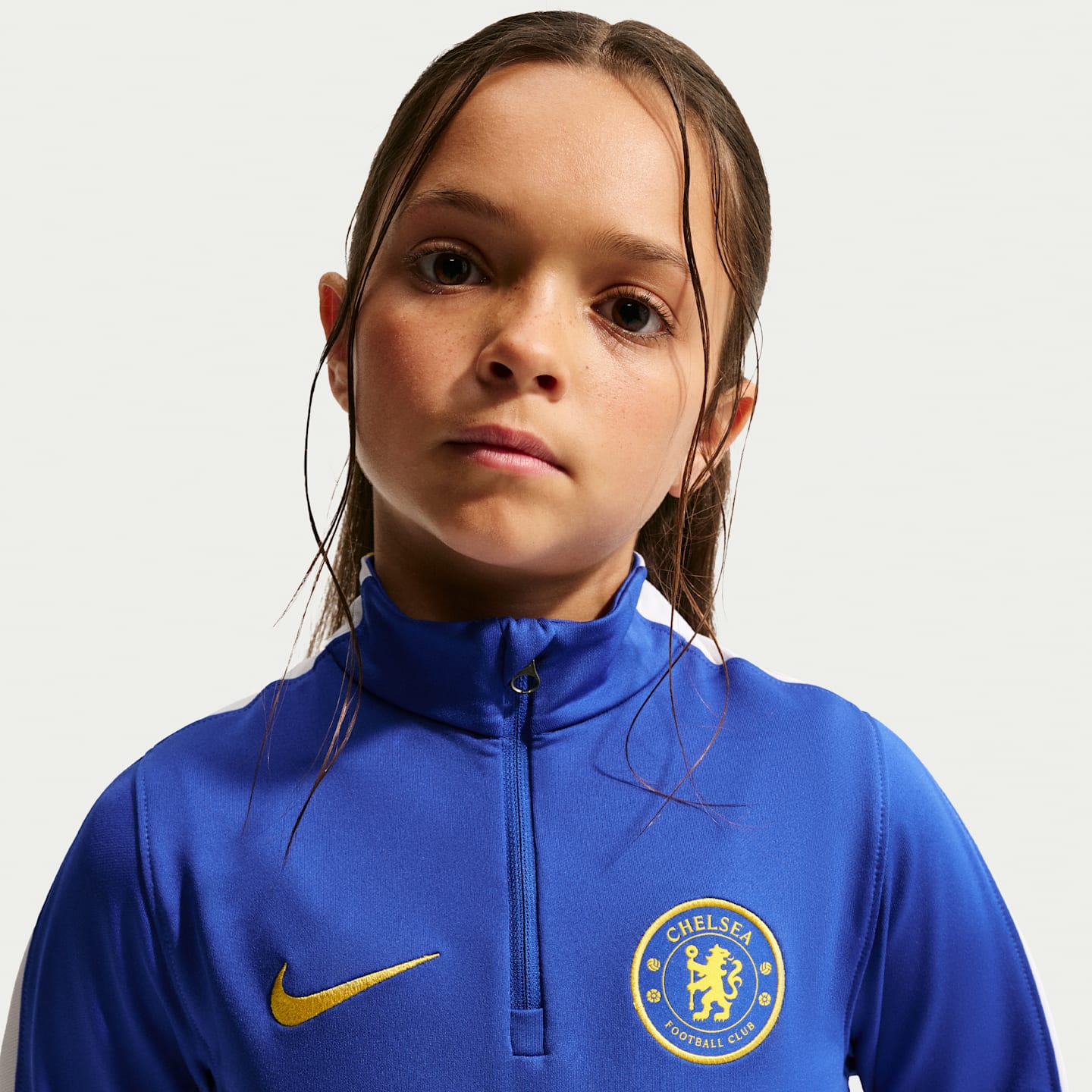 Детский трикотажный тренировочный топ Nike Chelsea FC Strike Dri-FIT, цвет: Яркий синий / Белый — фото 2
