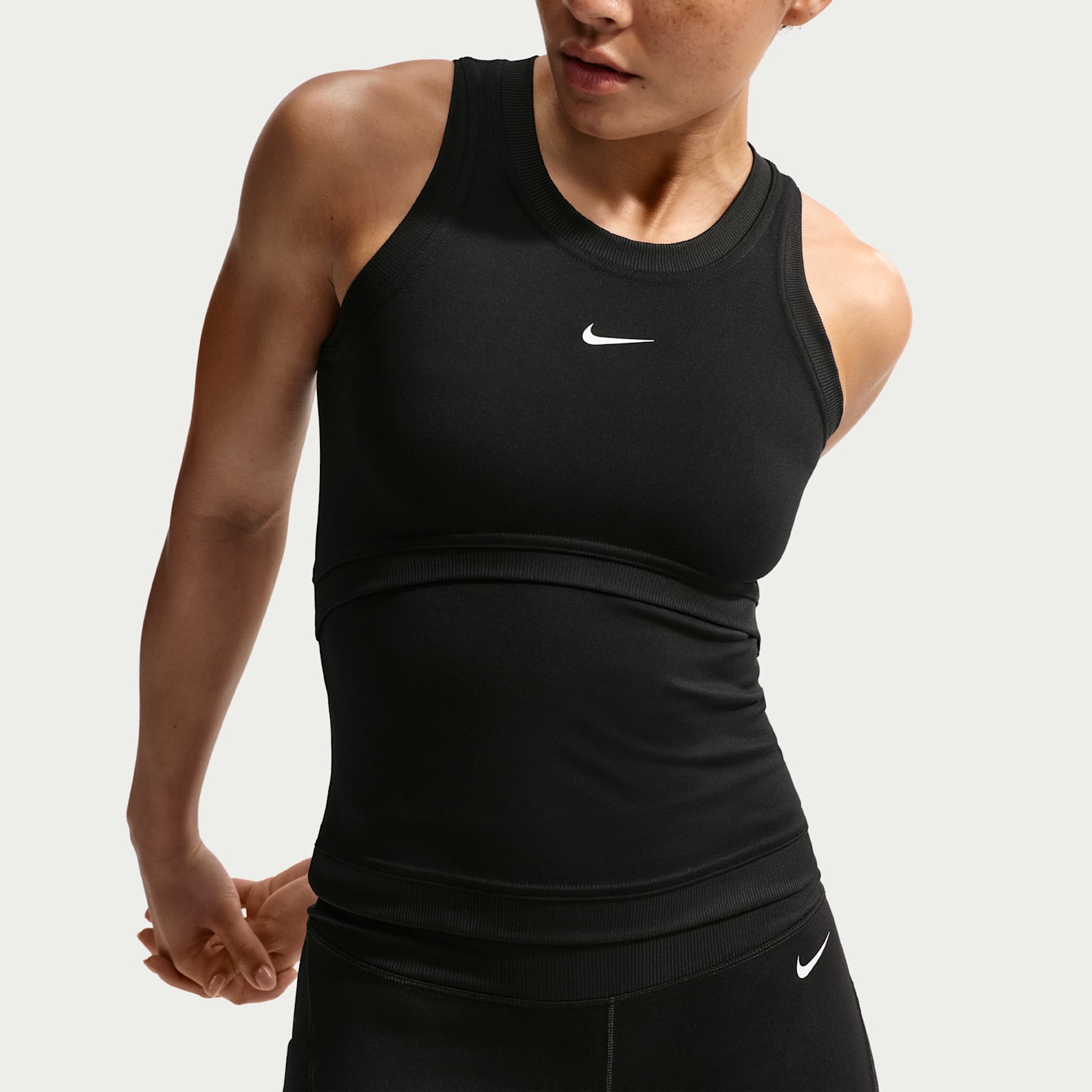 Женская майка Nike One Dri-FIT, цвет: Чёрный / Белый, вариант 1 — фото 1