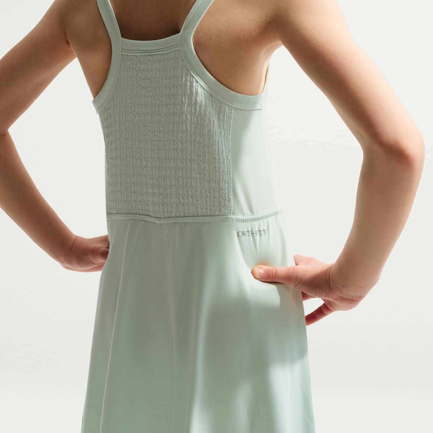 Детское платье Nike Bold Play Dri-FIT, цвет: Зелёный — фото 3