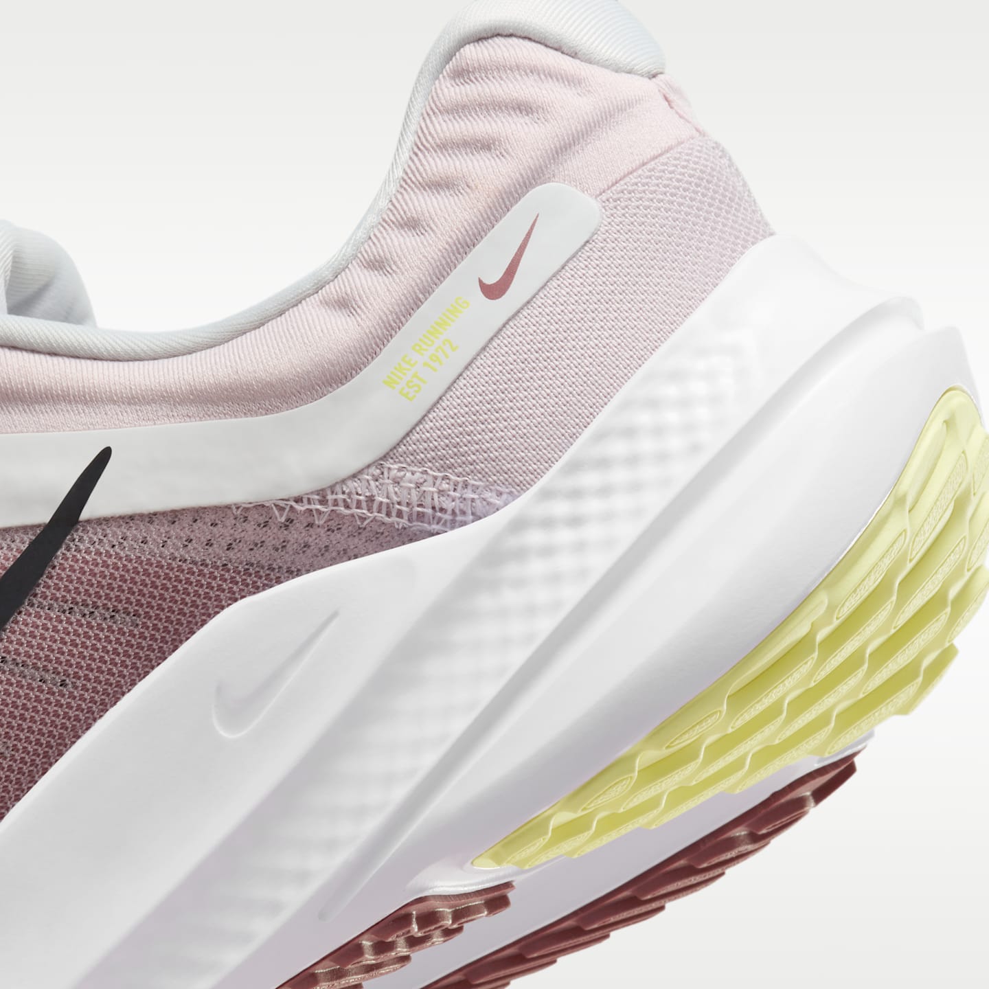 Женские кроссовки Nike Quest 5 Road Running, цвет: Платиновый фиолетовый / Розовато-лиловый — фото 8