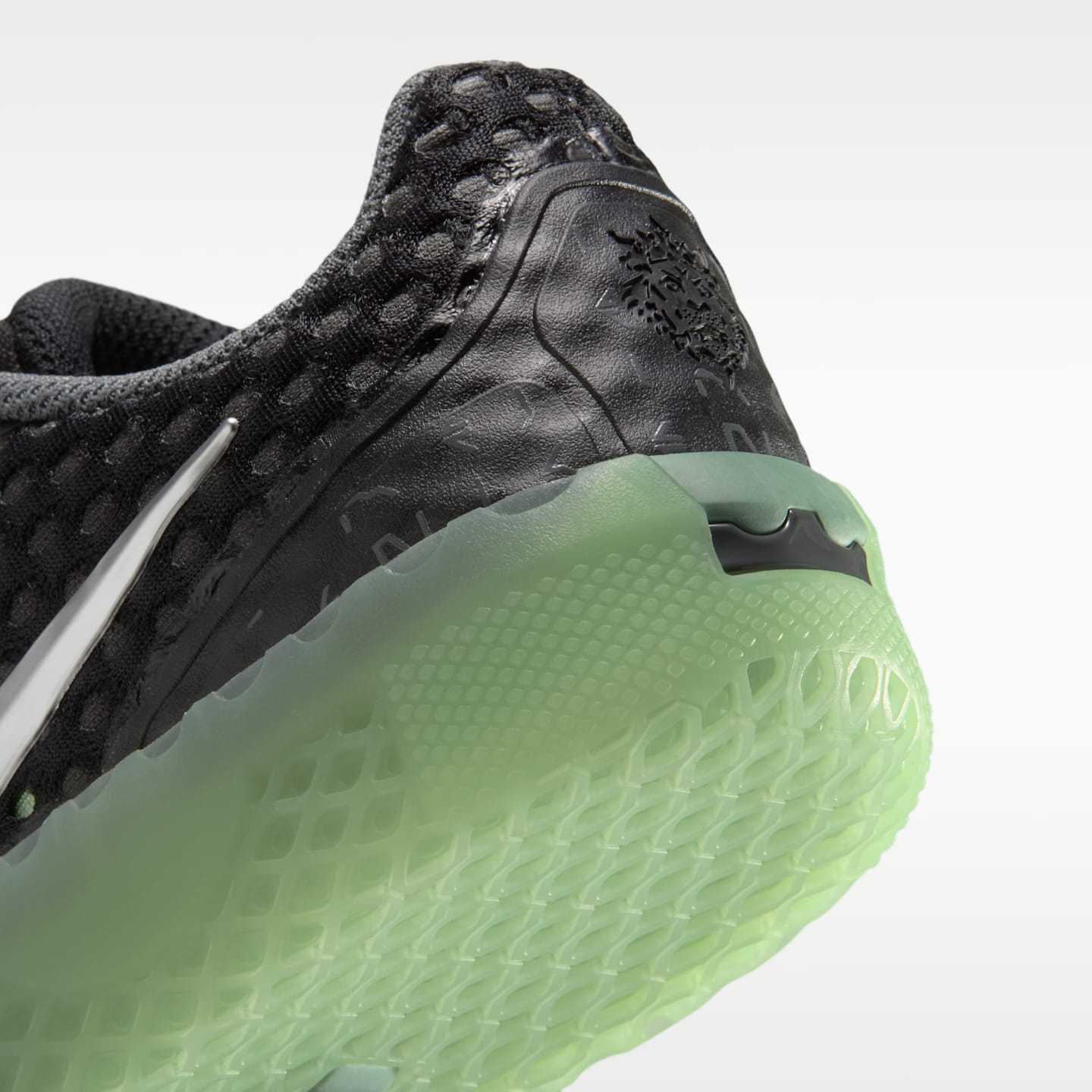 Детские баскетбольные кроссовки Nike LeBron Witness X для малышей, цвет: Чёрный / Кислотно-жёлтый — фото 8