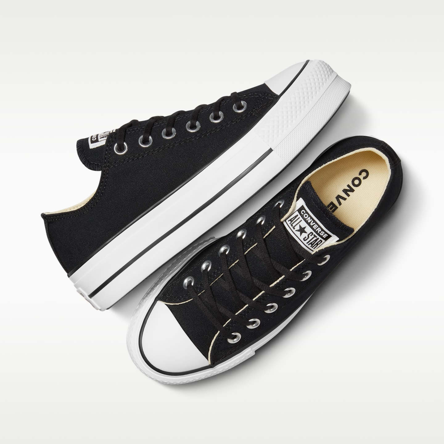Женские кроссовки Nike Chuck Taylor All Star Lift Platform Canvas, цвет: Чёрный — фото 4