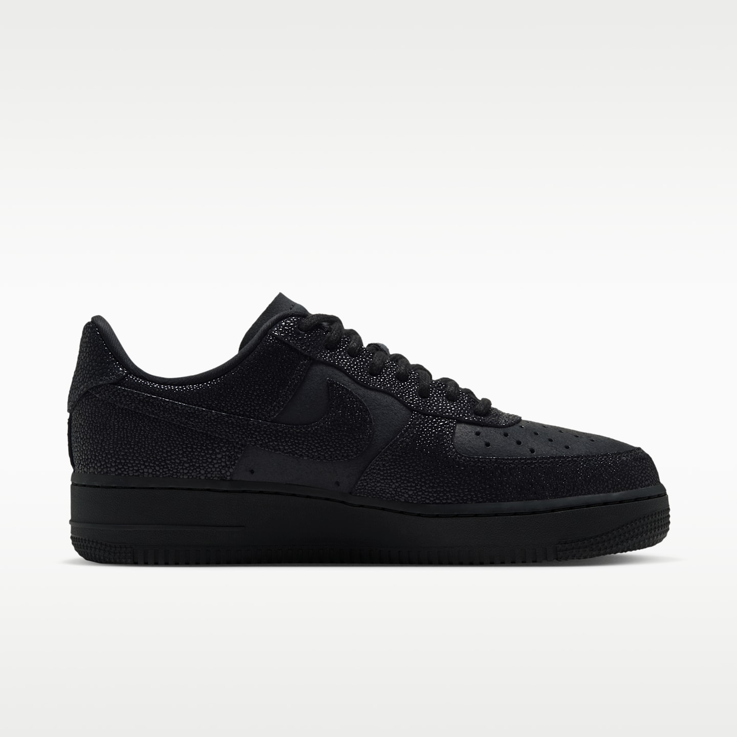 Женские кроссовки Nike Air Force 1 '07 SE Shagreen, цвет: Чёрный / Антрацитовый — фото 3