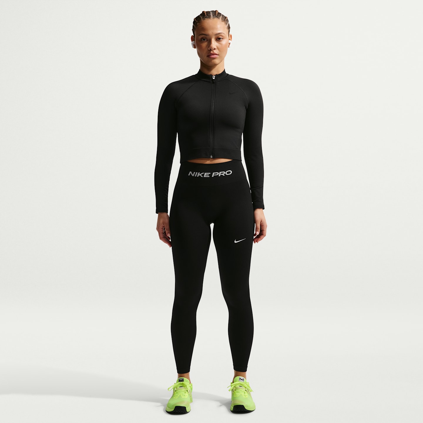 Женский топ Nike Pro Seamless Full-Zip Training Top, цвет: Чёрный — фото 4