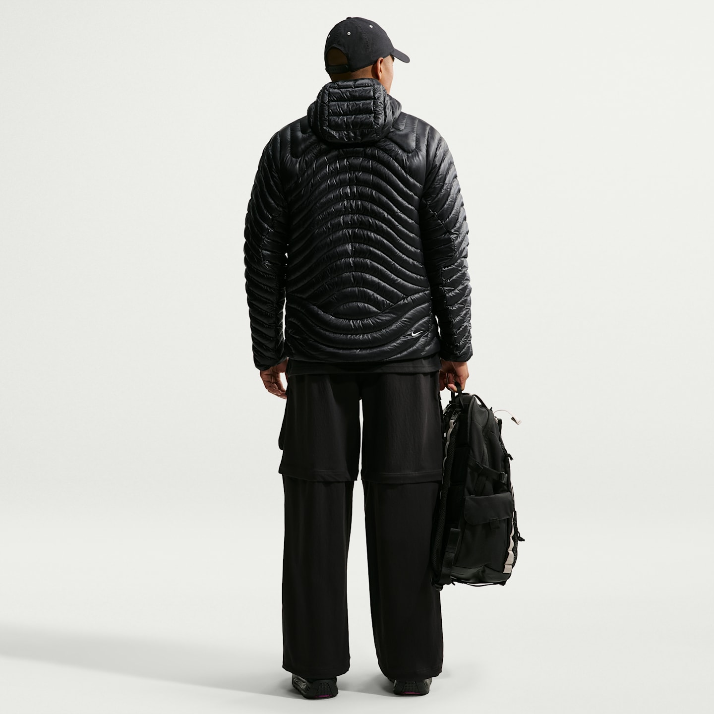 Мужской сверхлёгкий пуховик Nike ACG Lava Flow Therma-FIT ADV, цвет: Чёрный / Снежный белый — фото 5