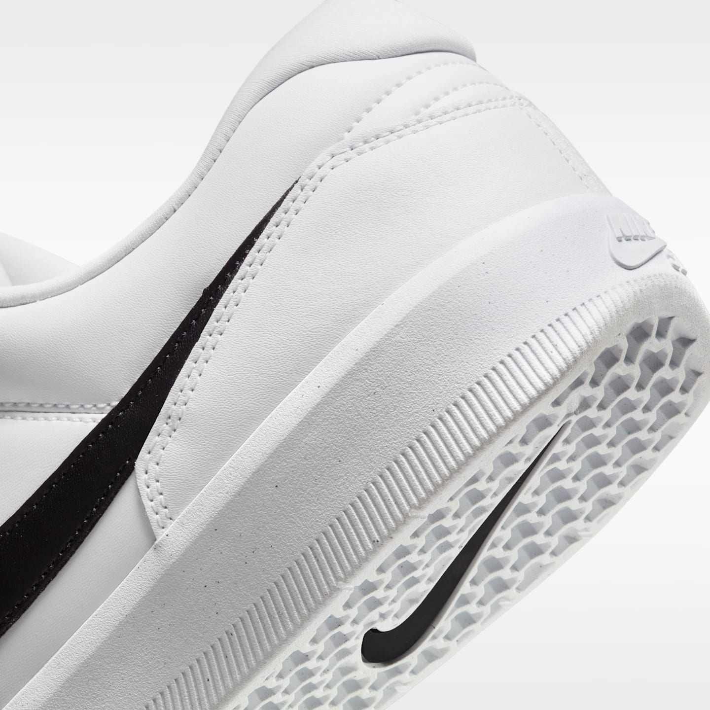 Кроссовки Nike SB Force 58 Premium Skate, цвет: Белый / Чёрный — фото 8