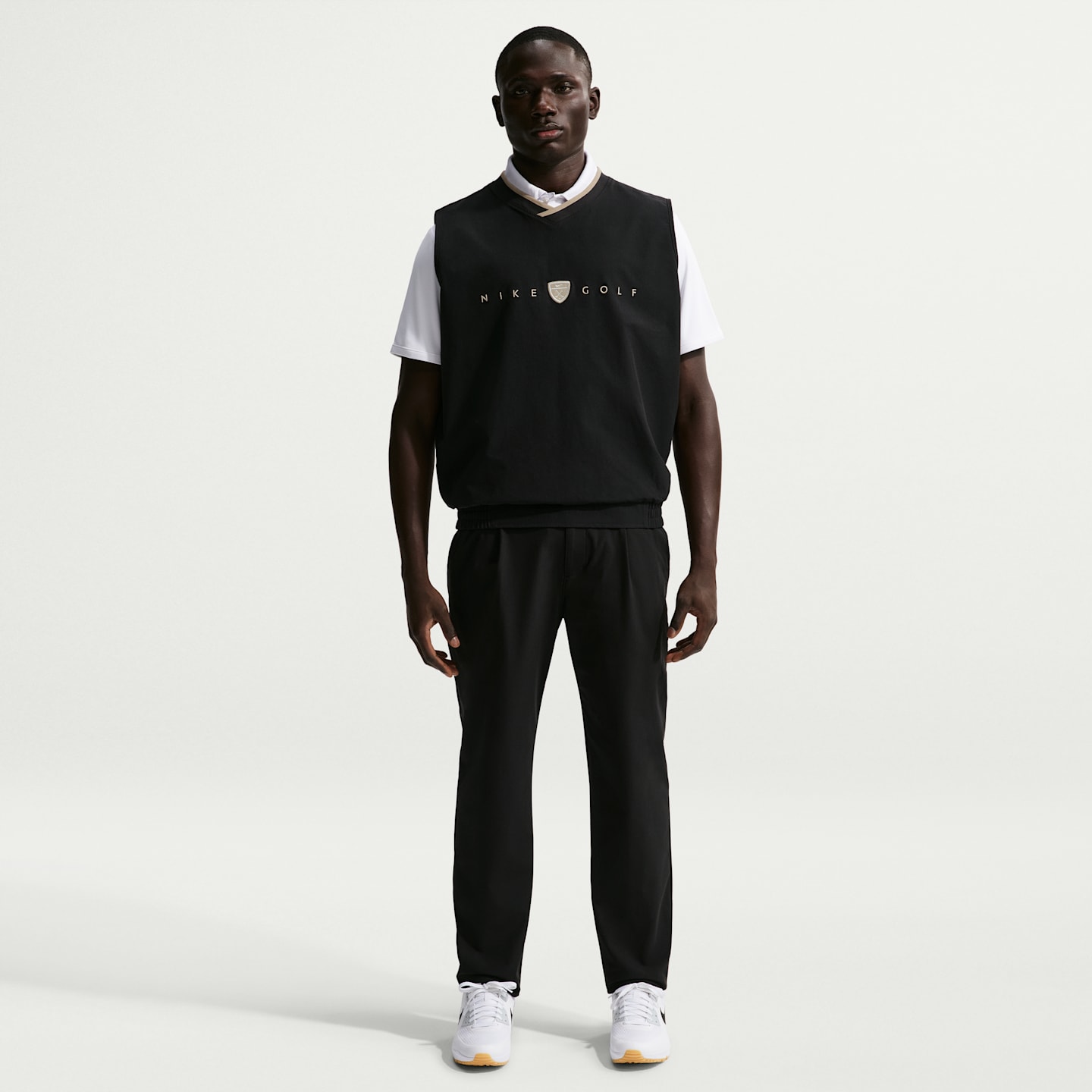 Мужской ветрозащитный жилет для гольфа Nike Fairway Fresh Dri-FIT оверсайз, цвет: Чёрный — фото 4