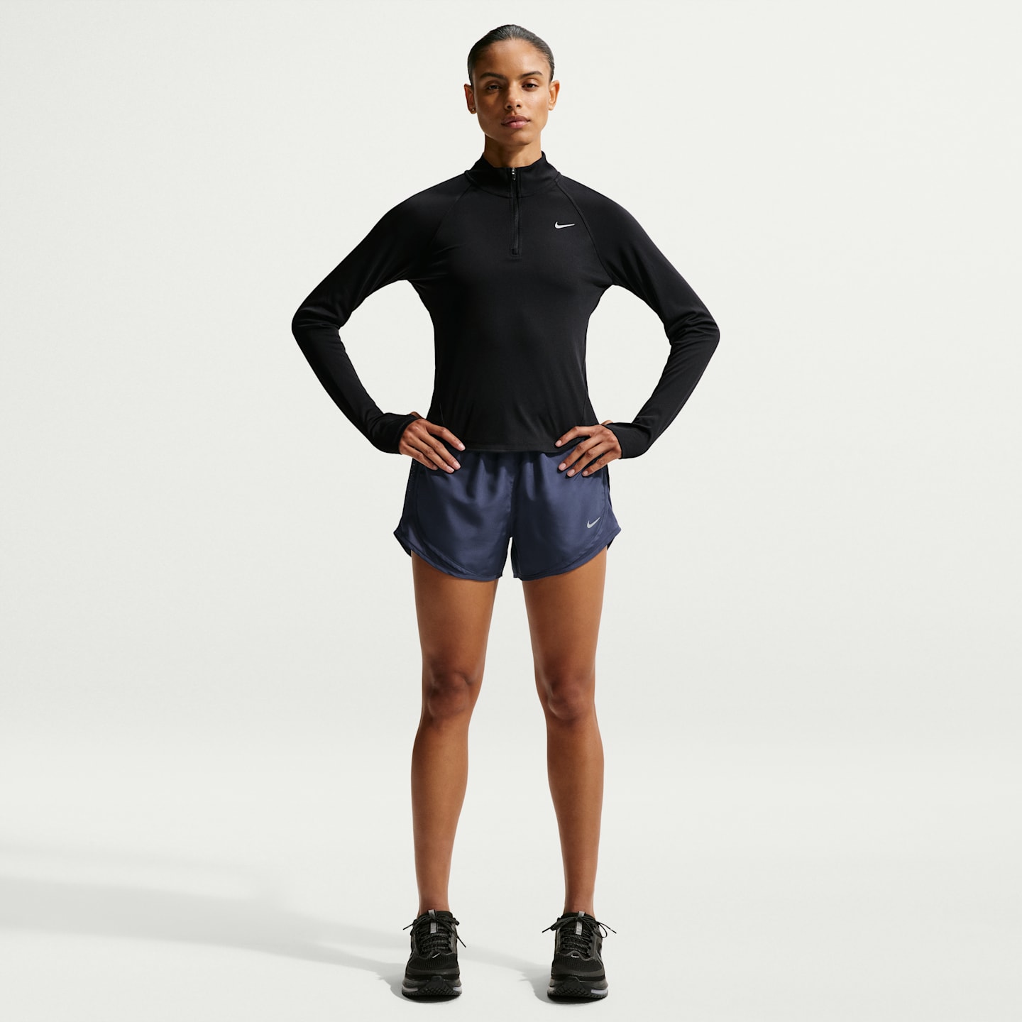 Женский беговой топ Nike Tempo Dri-FIT на молнии 1/4, цвет: Чёрный — фото 4