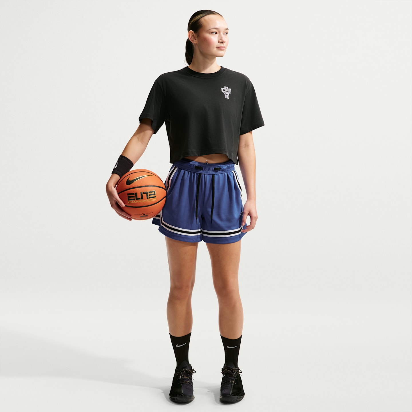 Женская футболка Nike Move Dri-FIT, цвет: Чёрный — фото 4