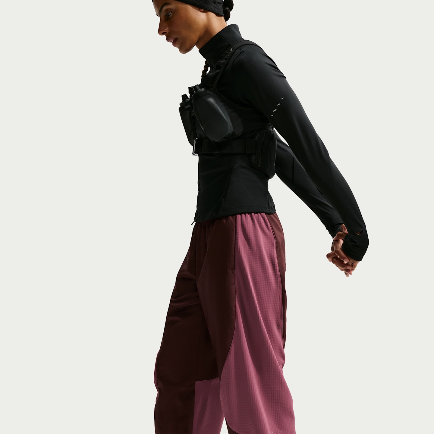 Женские брюки Nike Swift Therma-FIT Running, цвет: Розовый дымчатый — фото 4