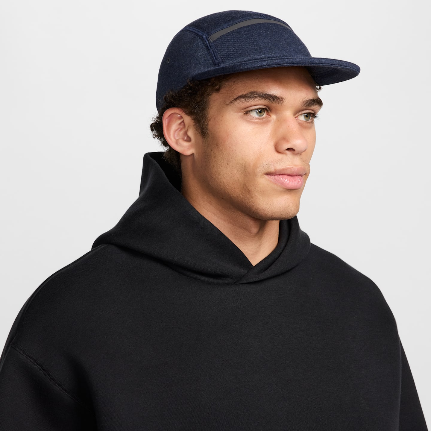 Флисовая кепка Nike Fly Cap Unstructured с плоским козырьком, цвет: Обсидиановый / Чёрный — фото 4