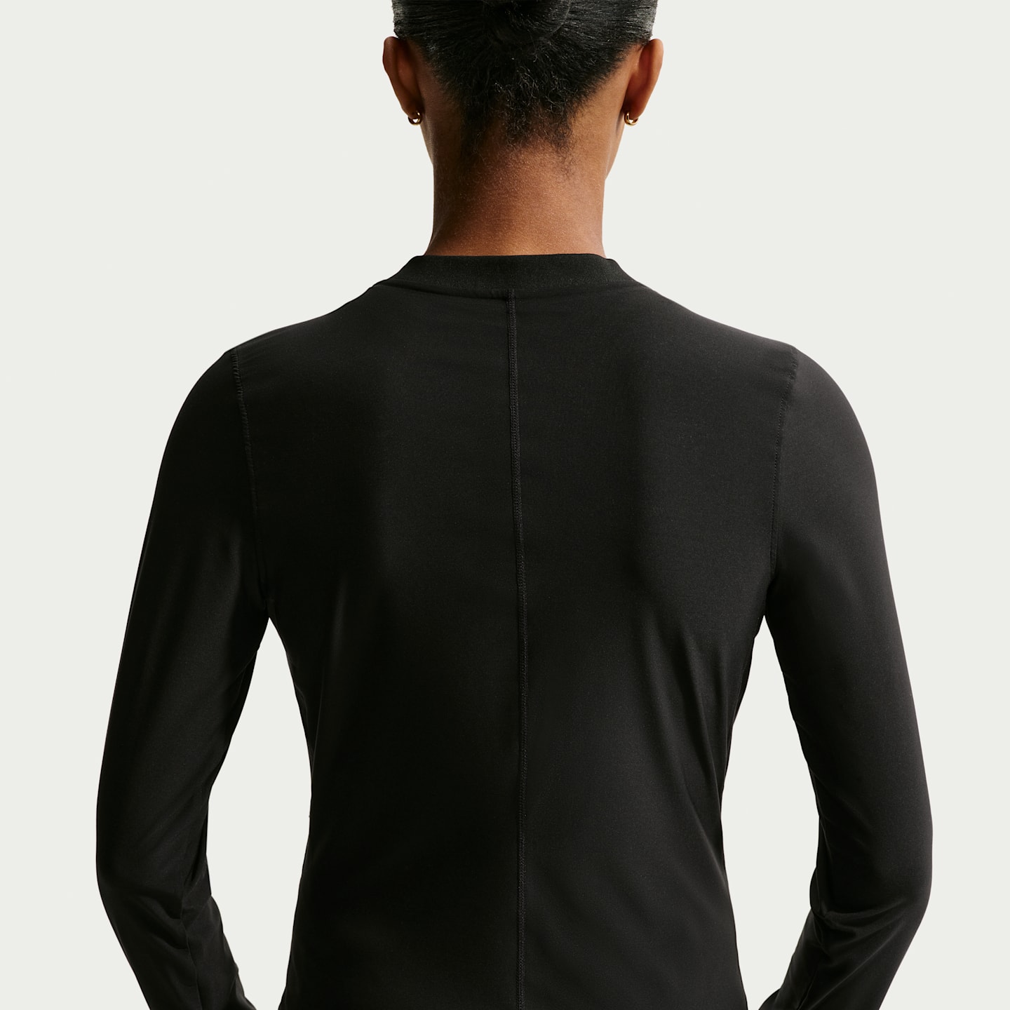 Женский топ Nike NikeCourt Advantage Dri-FIT Mid-Layer Tennis Top, цвет: Чёрный — фото 2
