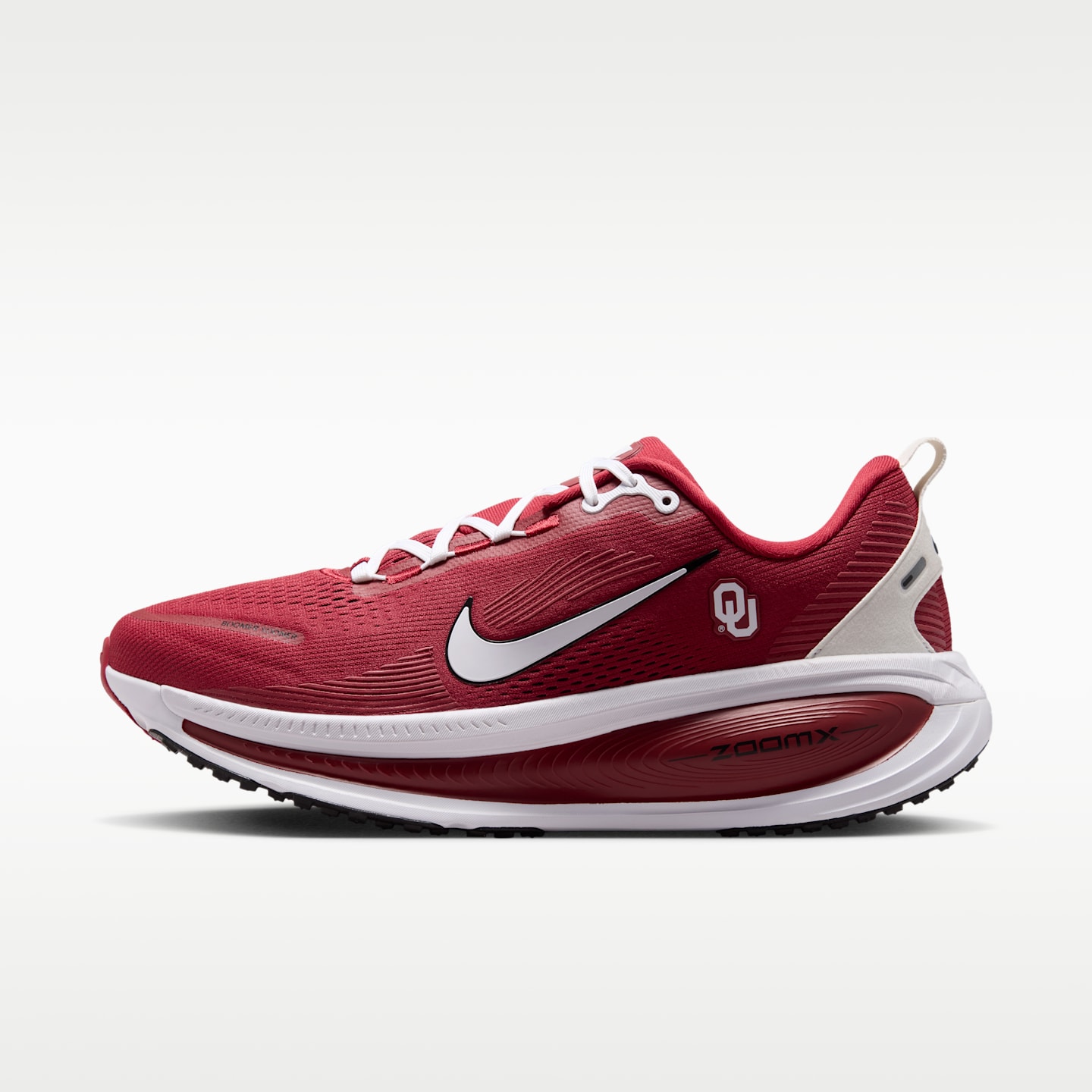 Мужские кроссовки Nike College Vomero 18 (Oklahoma) Road Running, цвет: Малиновый / Чёрный — фото 1