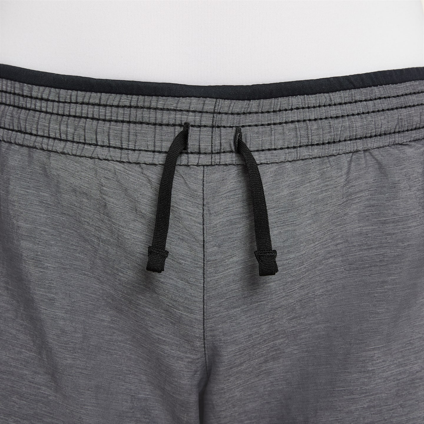 Шорты Nike Tempo Dri-FIT Running Shorts для девочек, цвет: Чёрный меланжевый / Меланжевый — фото 4