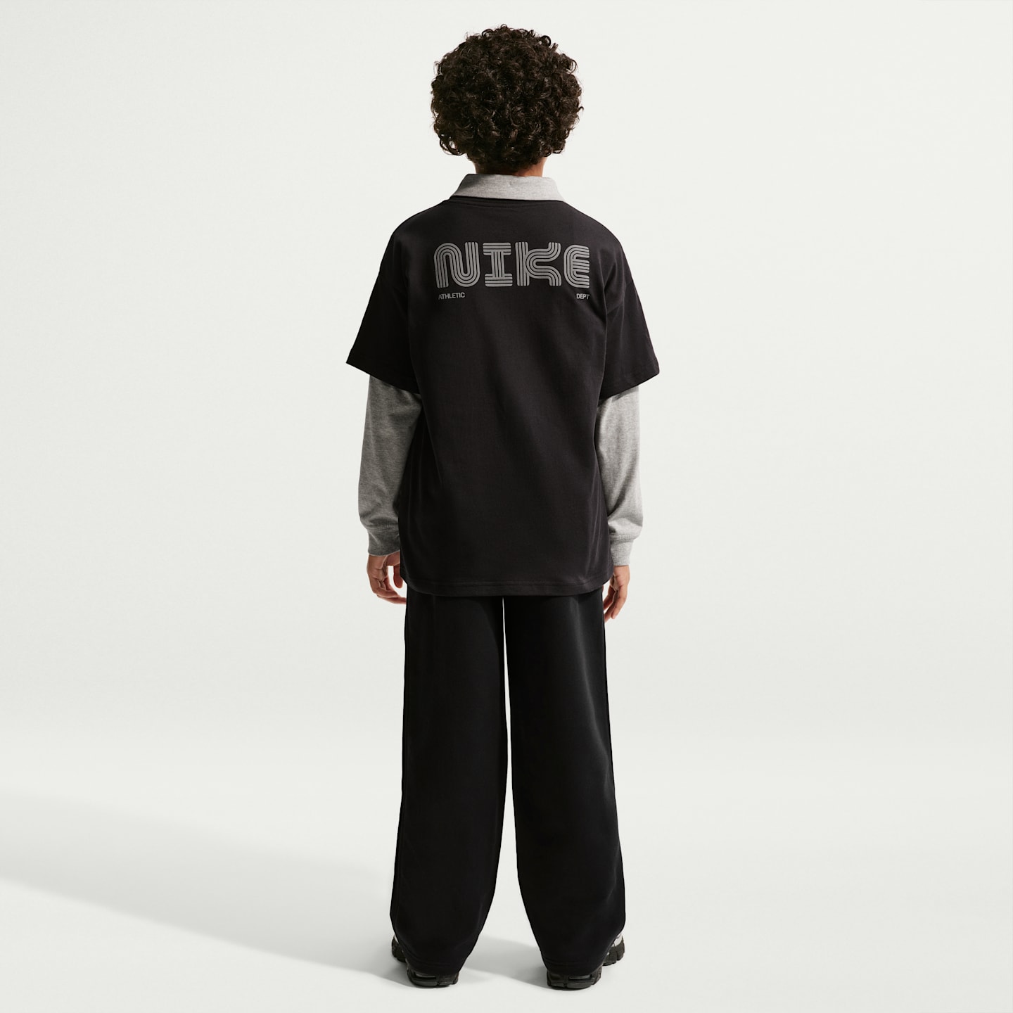 Детские флисовые брюки Nike Sportswear Club Fleece с открытым низом, цвет: Чёрный / Антрацитовый — фото 6