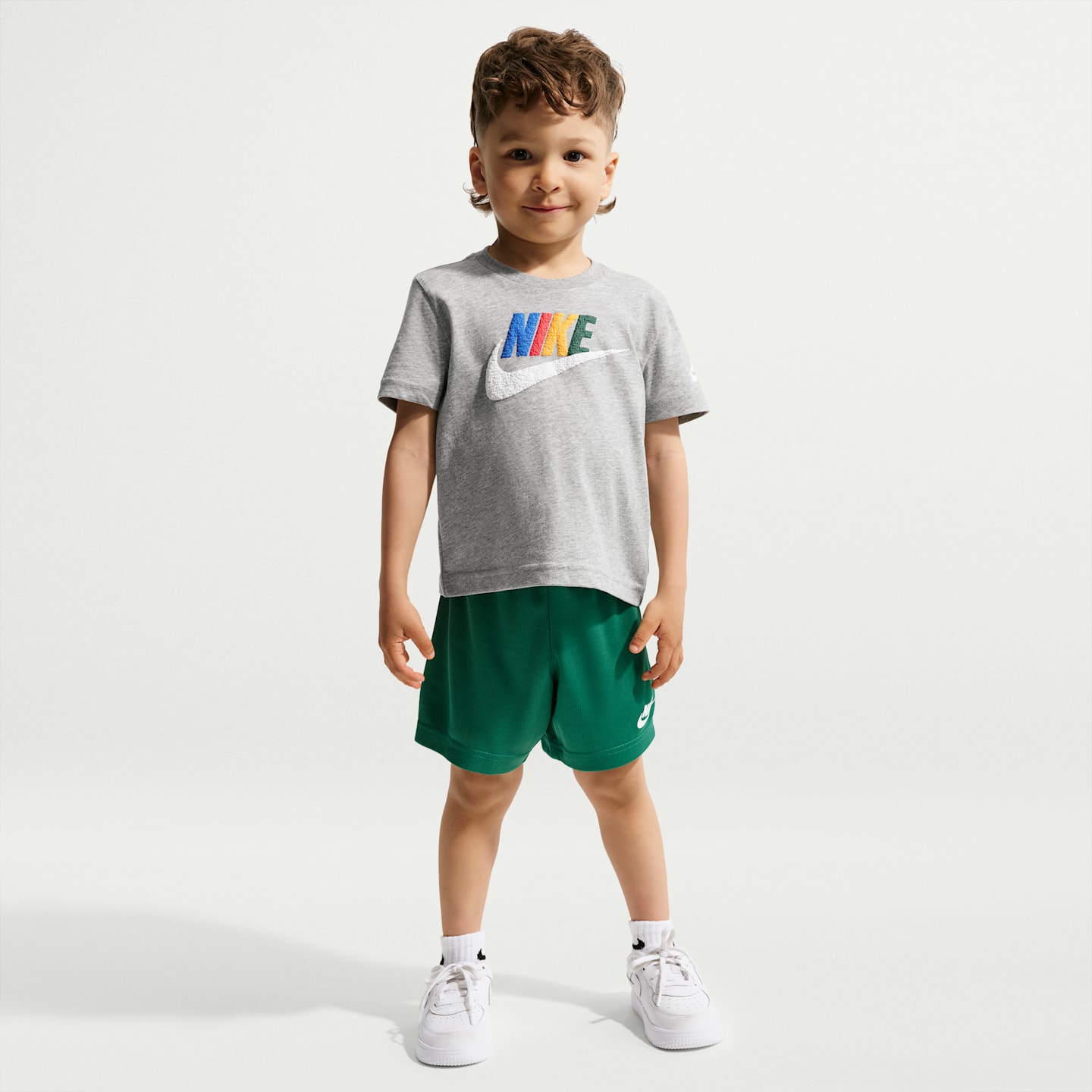 Детская футболка Nike Club Family, цвет: Тёмный серый меланжевый — фото 4